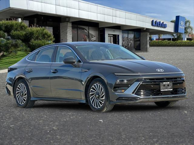 Thumbnail: 2025 Hyundai Sonata - 10
