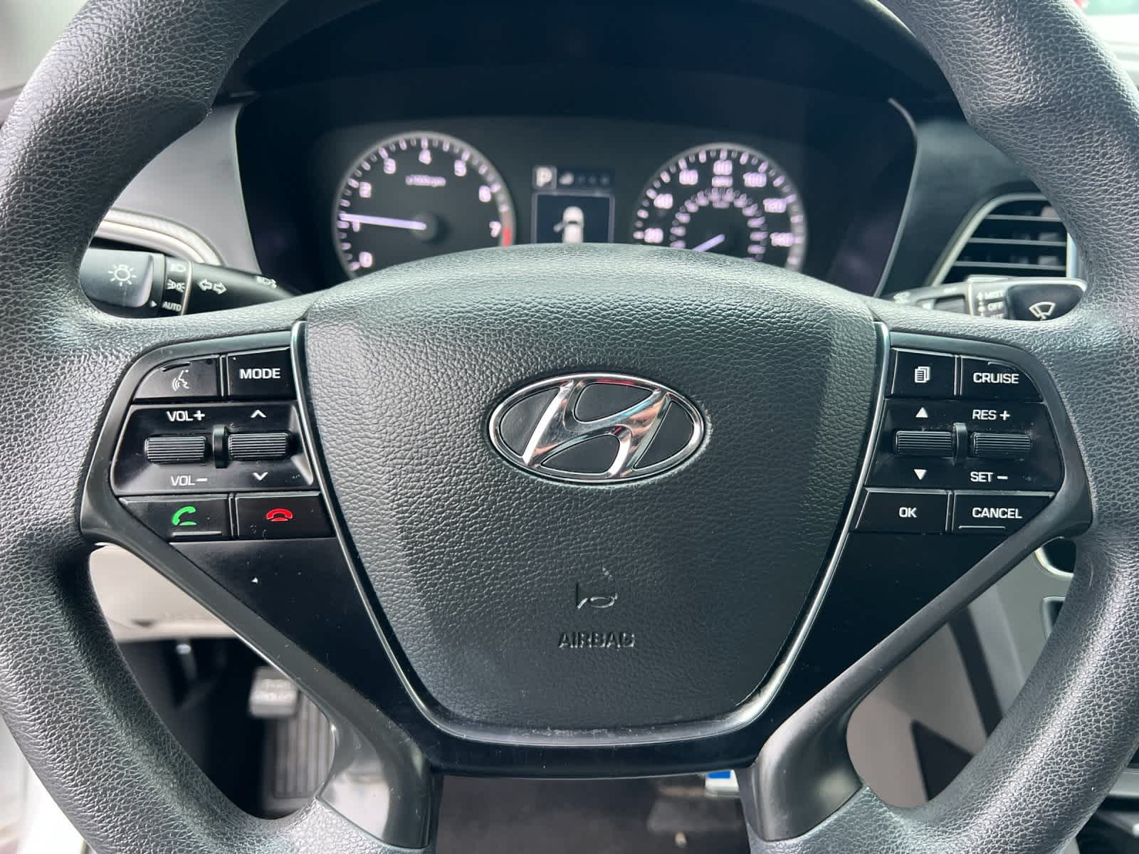 Thumbnail: 2016 Hyundai Sonata - 21