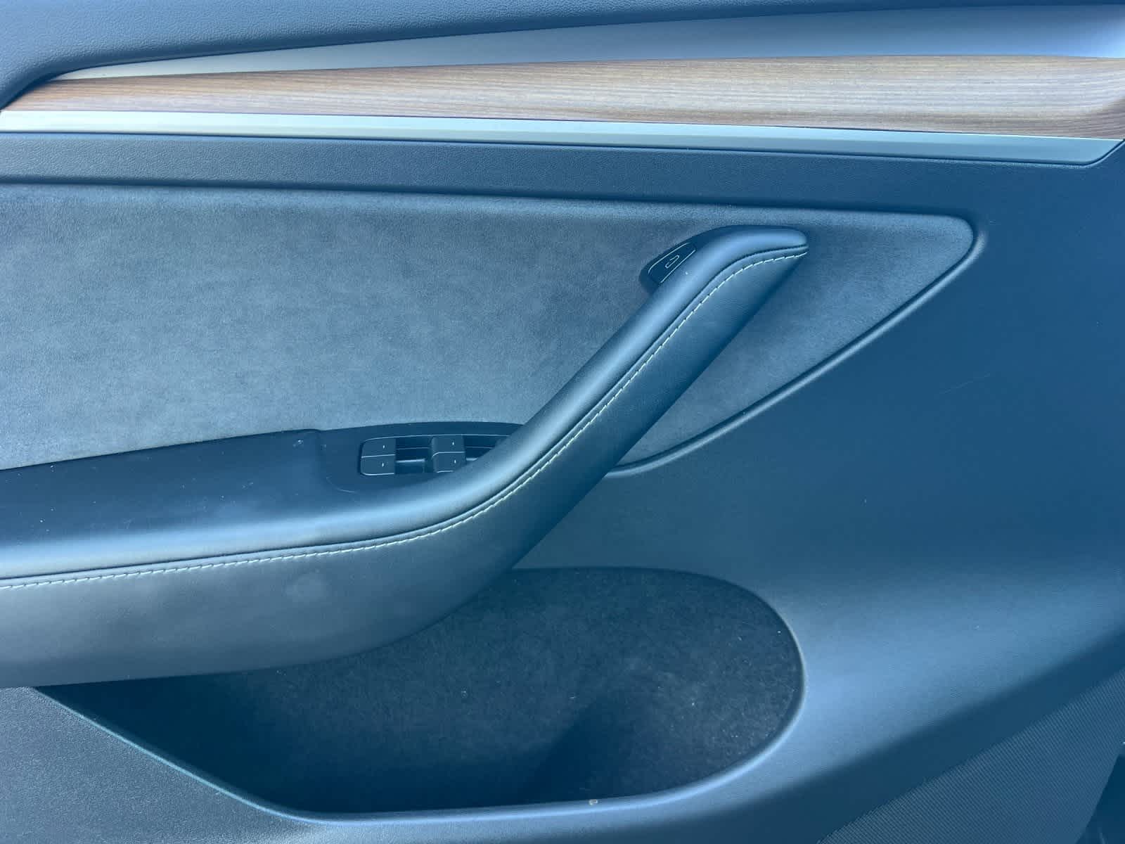 Thumbnail: 2023 Tesla Model Y - 12