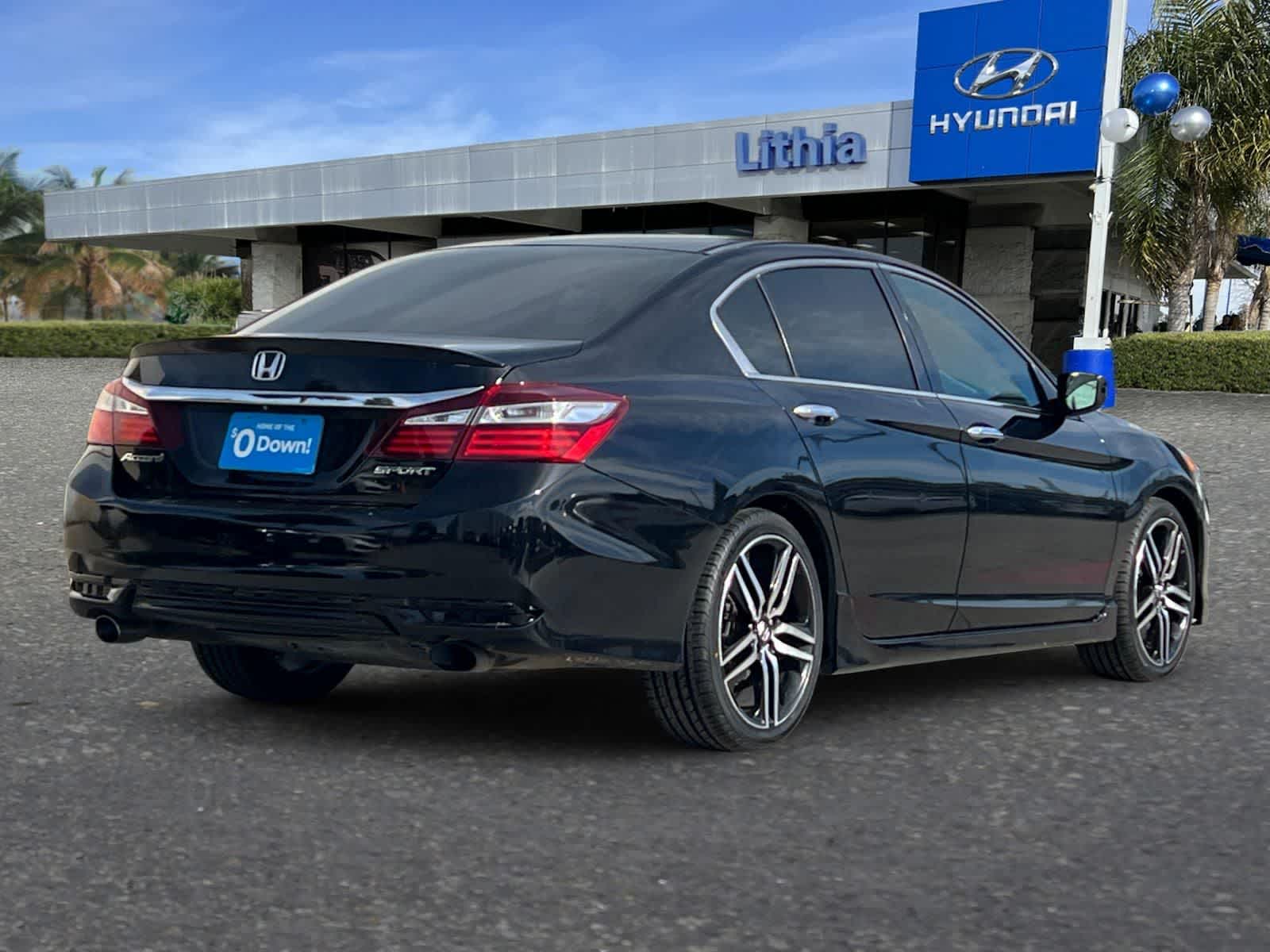 Thumbnail: 2017 Honda Accord - 3