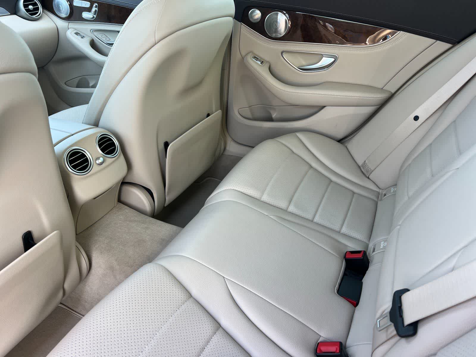 Thumbnail: 2015 Mercedes-Benz C-Class - 5