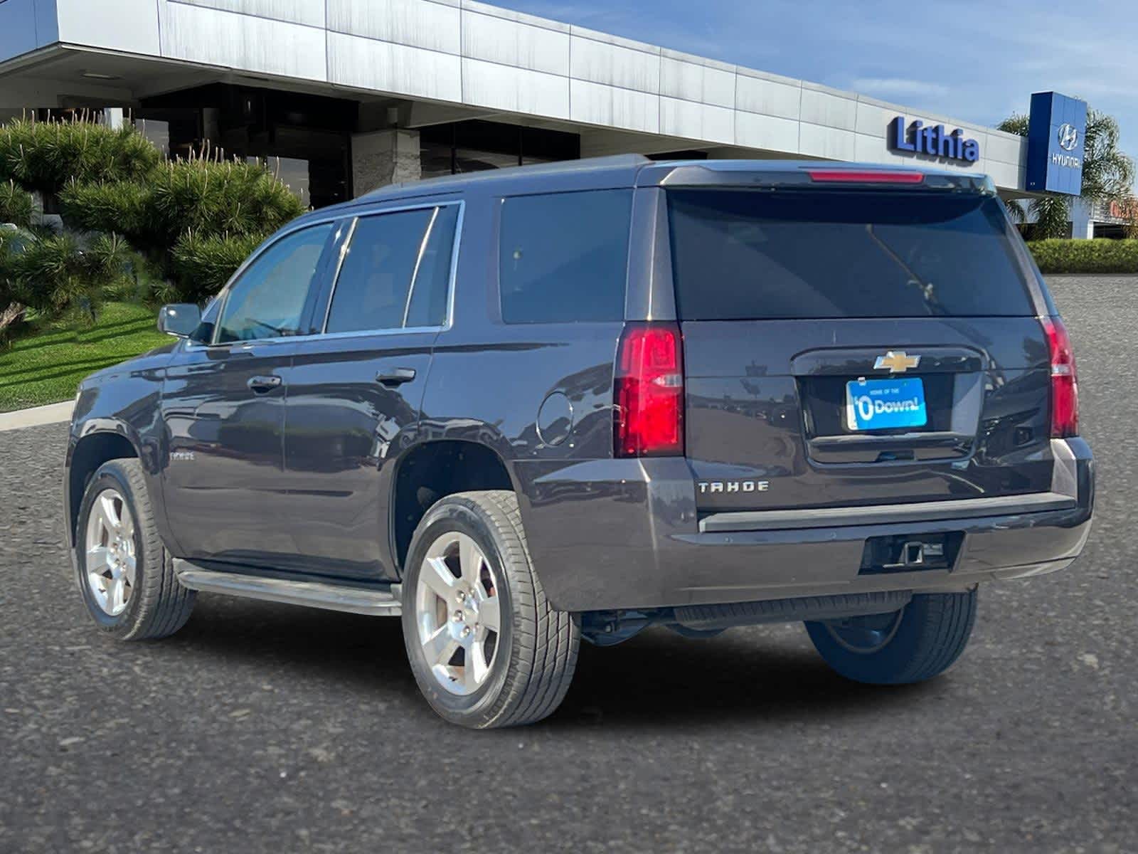 Thumbnail: 2017 Chevrolet Tahoe - 6