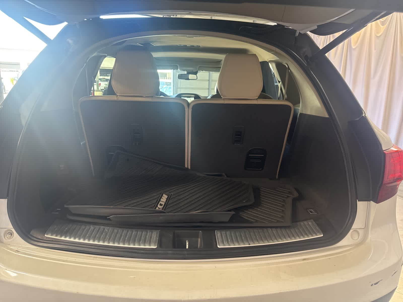 Thumbnail: 2015 Acura MDX - 14