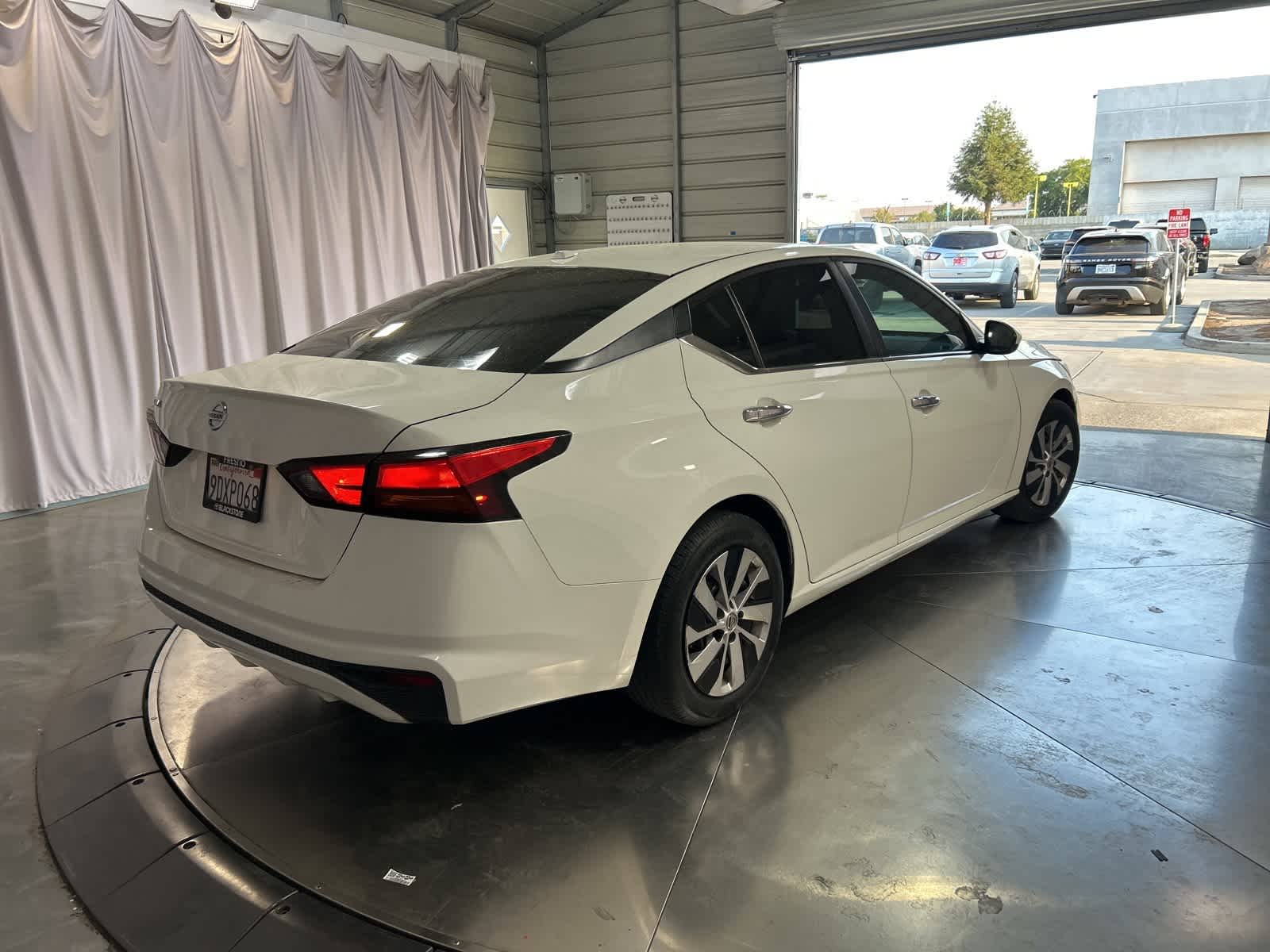 Thumbnail: 2020 Nissan Altima - 8