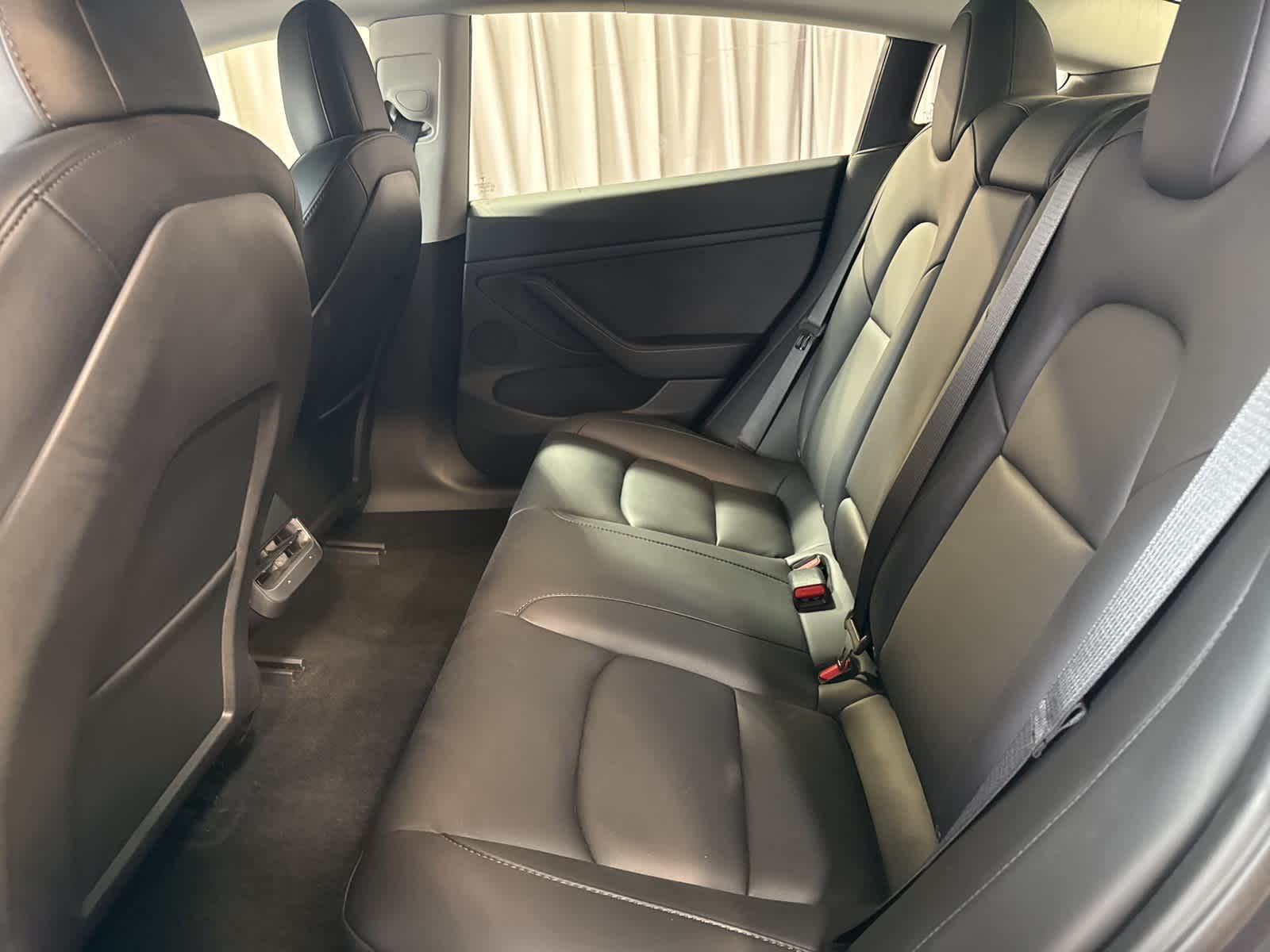 Thumbnail: 2022 Tesla Model 3 - 12