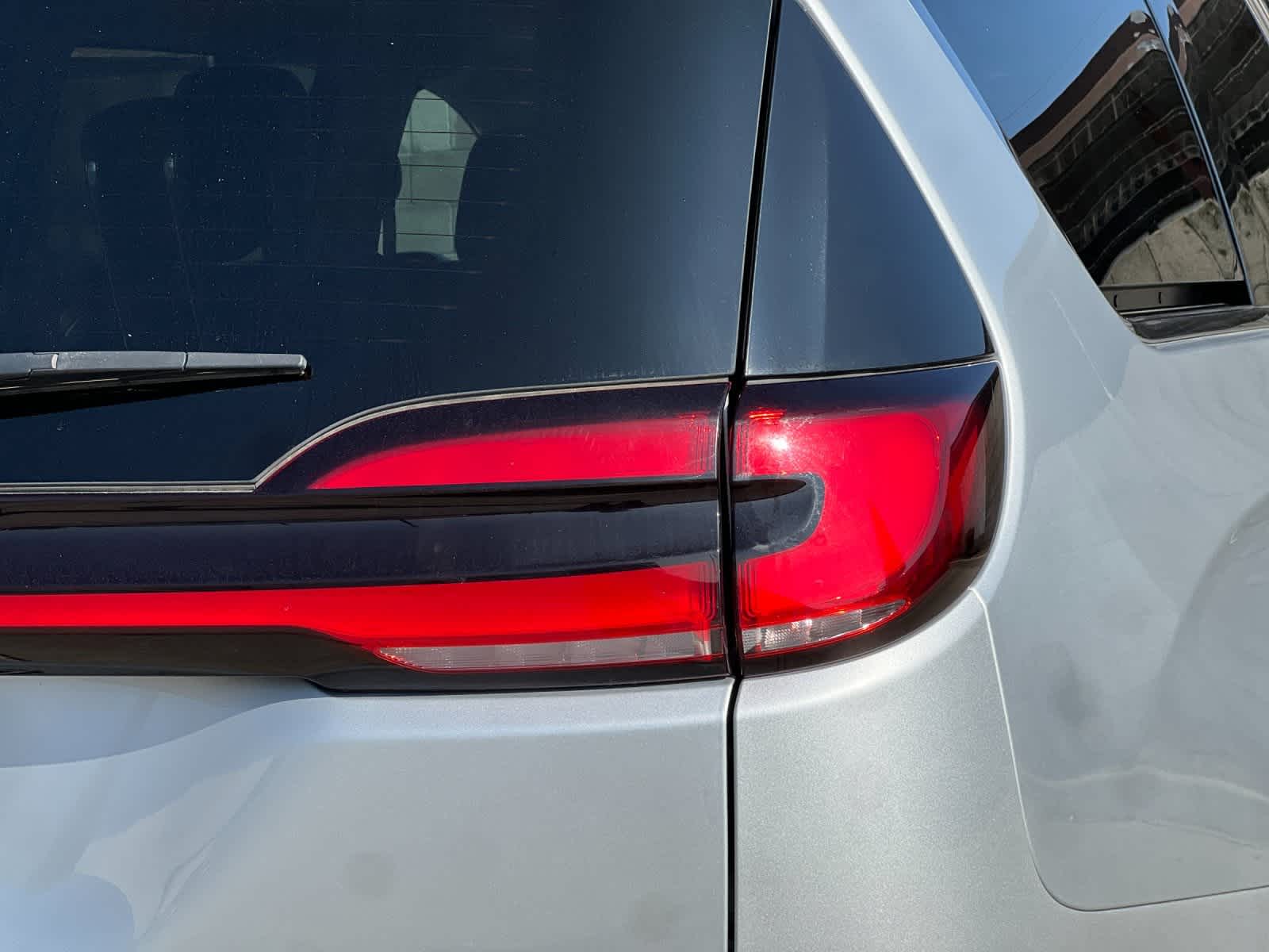 Thumbnail: 2023 Chrysler Pacifica - 29