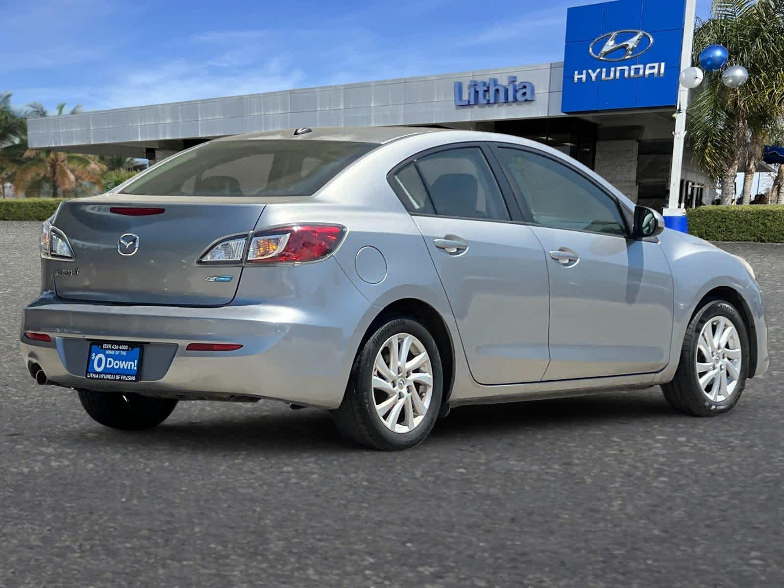 Used 2012 Mazda MAZDA3 i Grand Touring with VIN JM1BL1W81C1603542 for sale in Fresno, CA