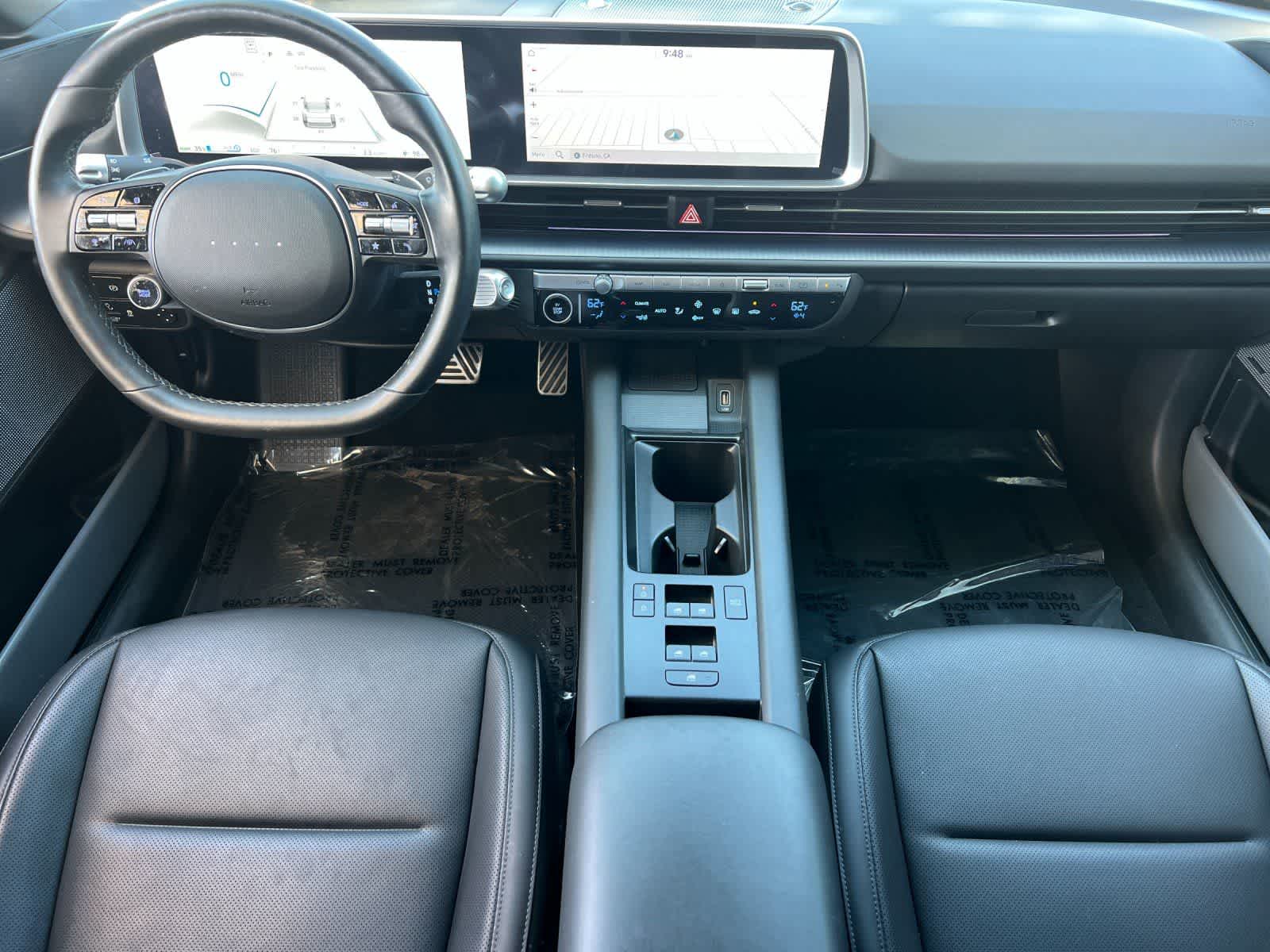 Thumbnail: 2023 Hyundai Ioniq 6 - 4