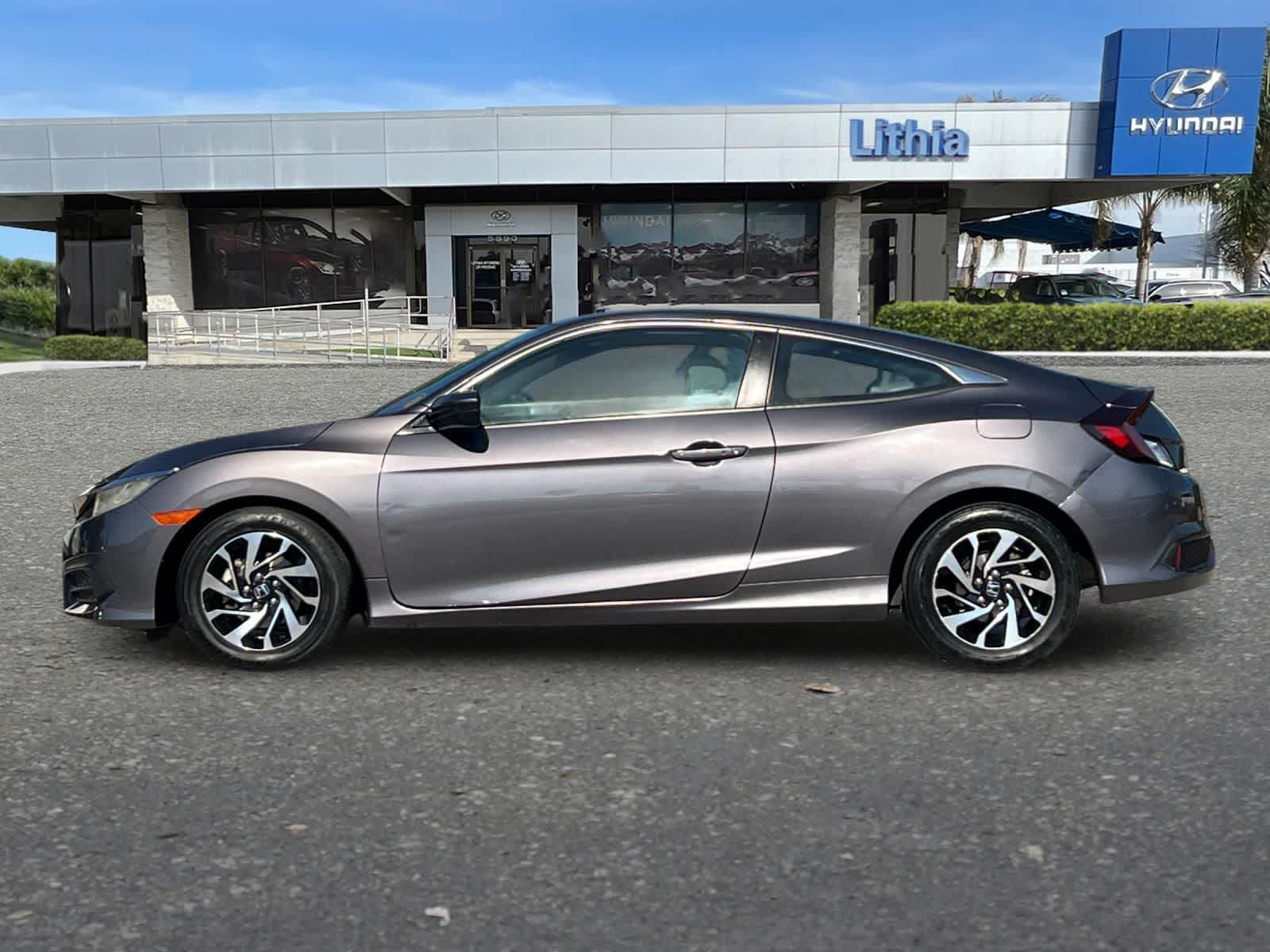 Thumbnail: 2017 Honda Civic - 6