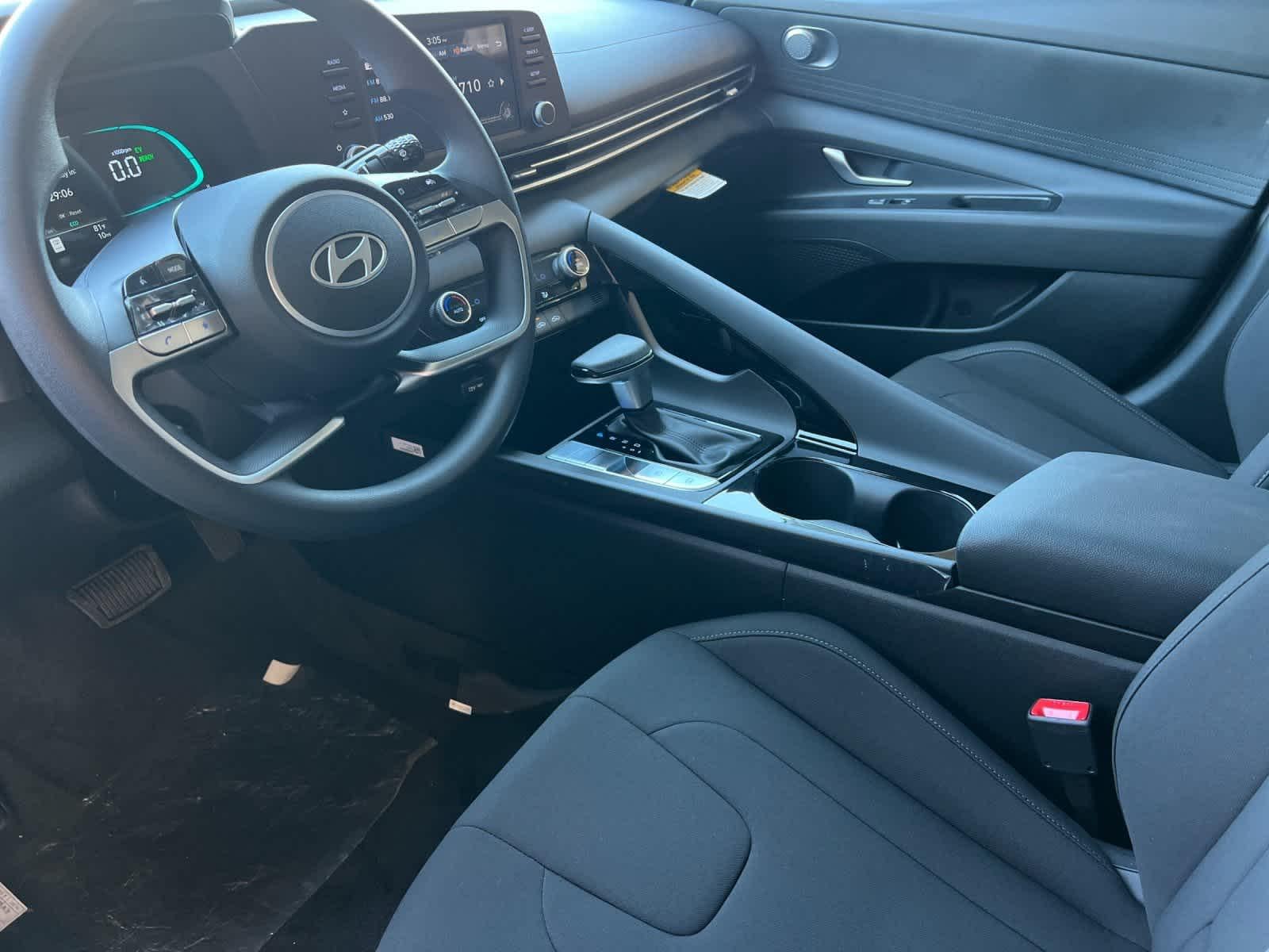 Thumbnail: 2026 Hyundai Elantra - 11