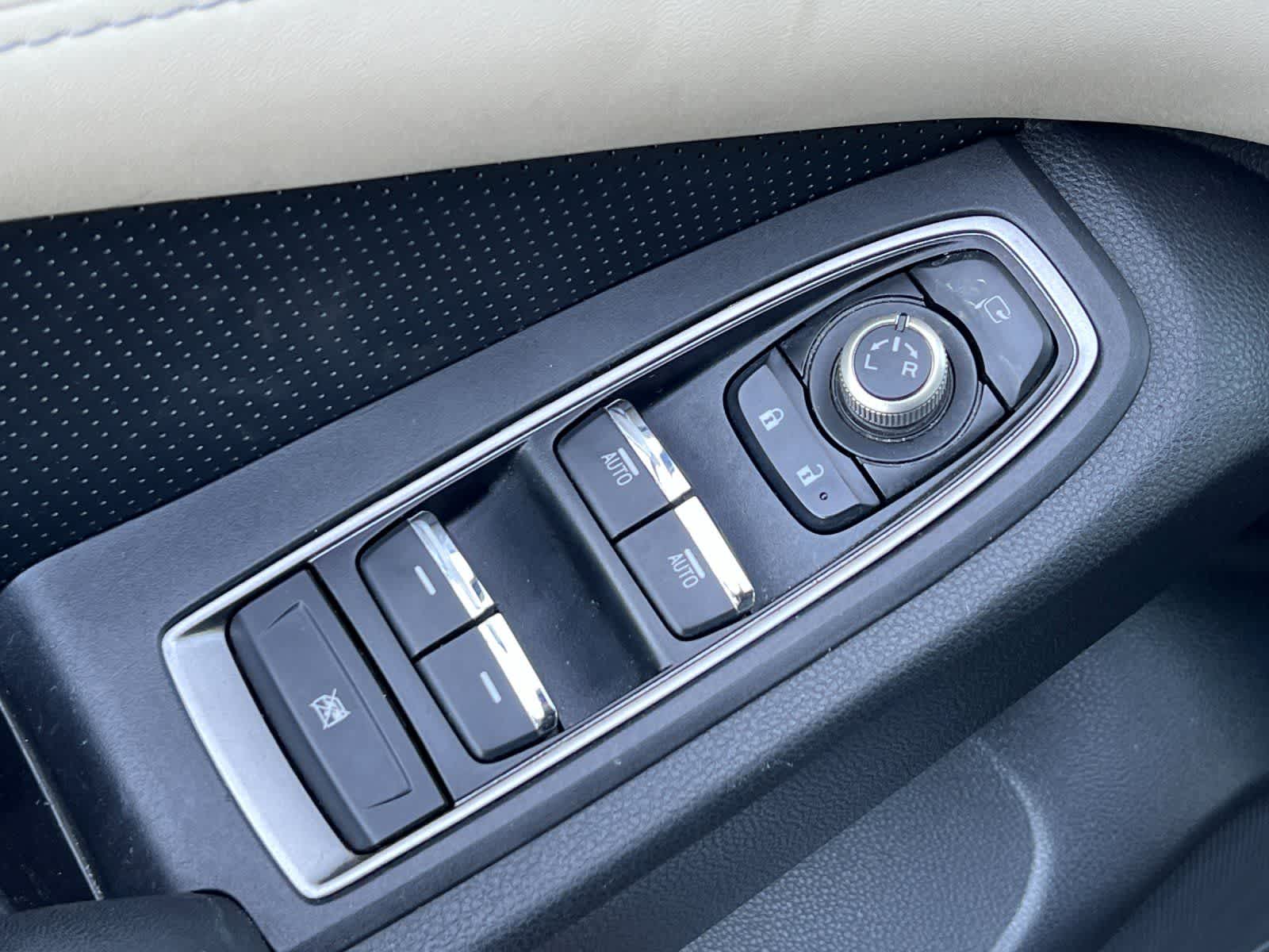 Thumbnail: 2022 Subaru Ascent - 14