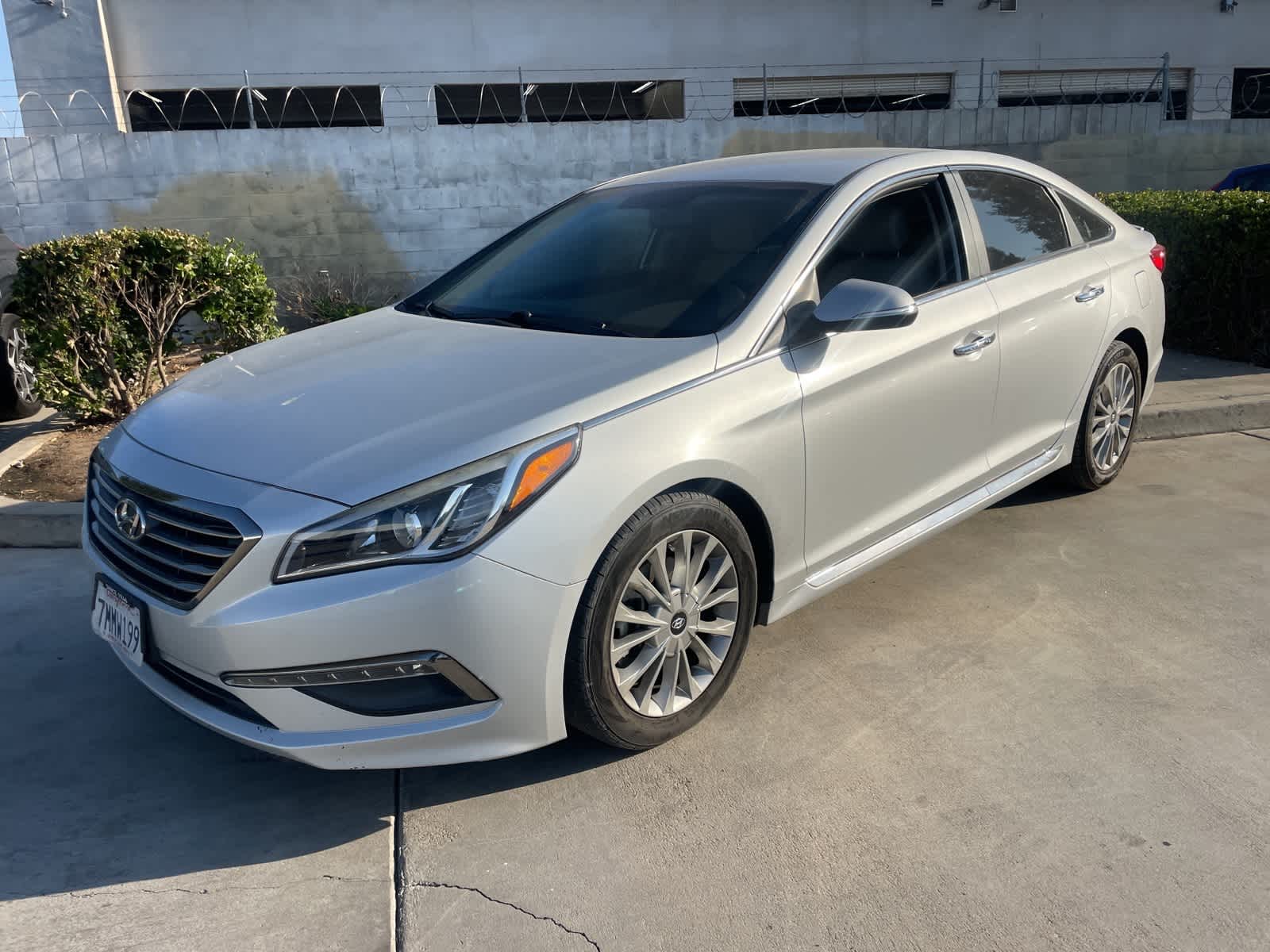 Used 2015 Hyundai Sonata Limited with VIN 5NPE34AF2FH019815 for sale in Fresno, CA