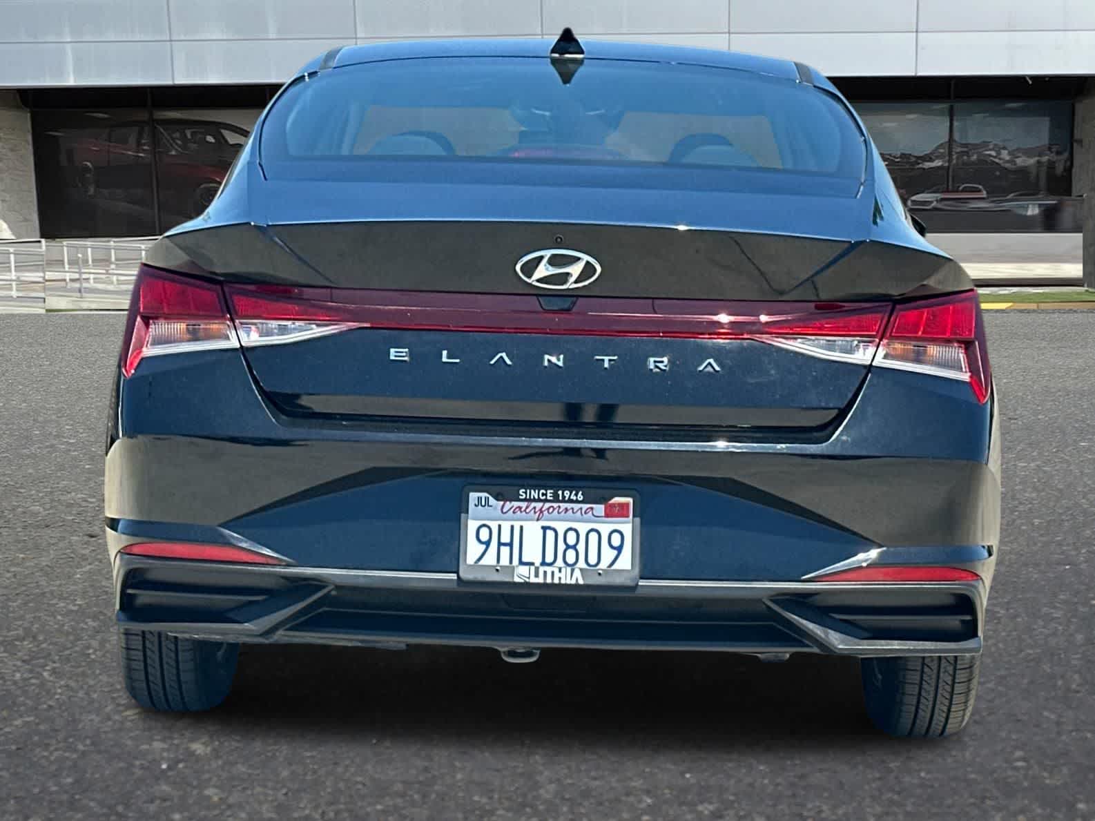 Thumbnail: 2023 Hyundai Elantra - 8