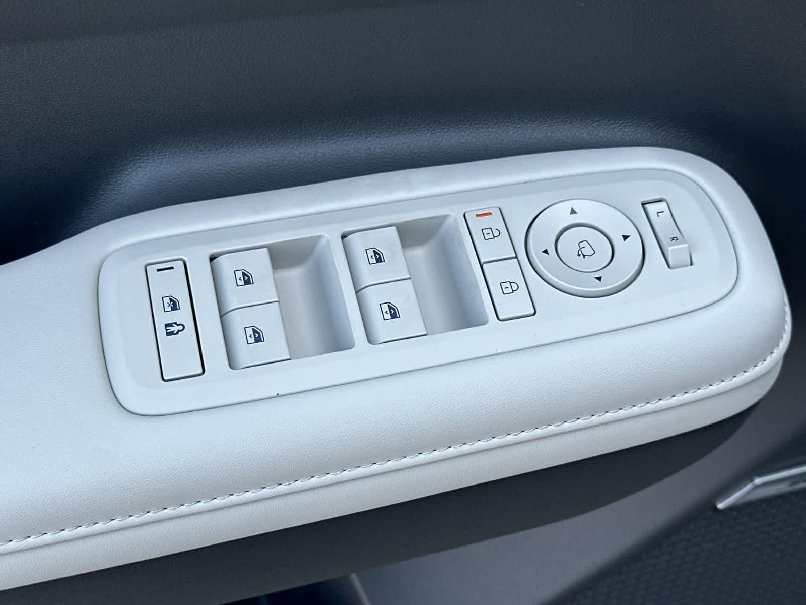 Thumbnail: 2026 Hyundai Santa Fe - 13