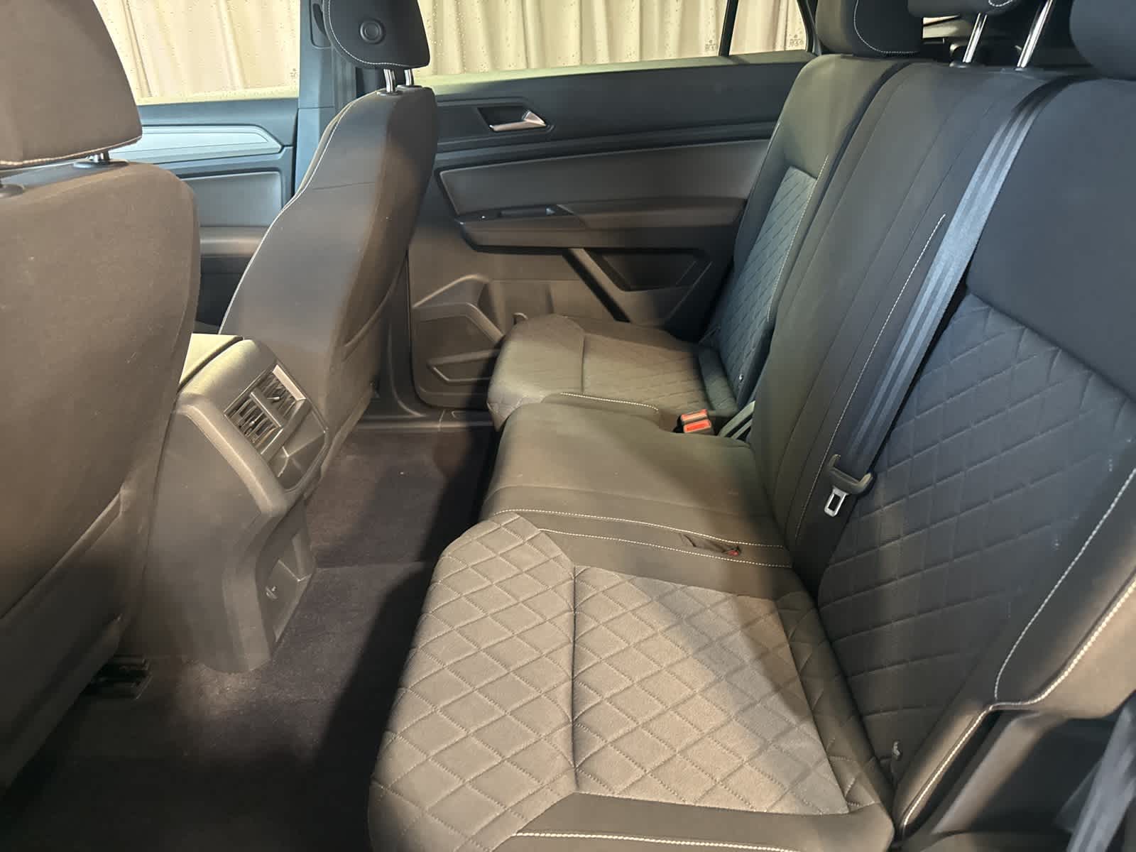 Thumbnail: 2021 Volkswagen Atlas - 12