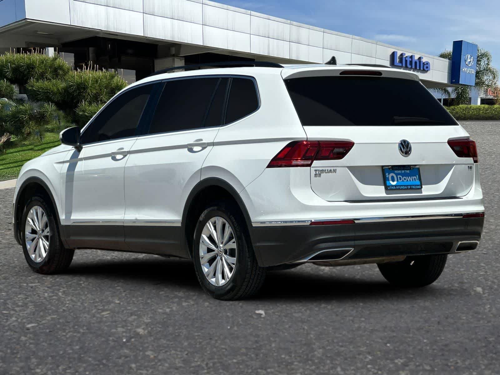 Thumbnail: 2018 Volkswagen Tiguan - 6