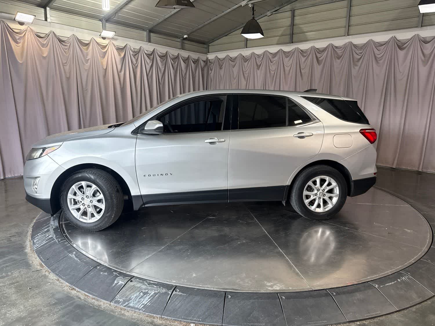 2020 Chevrolet Equinox LT w/1LT photo 3