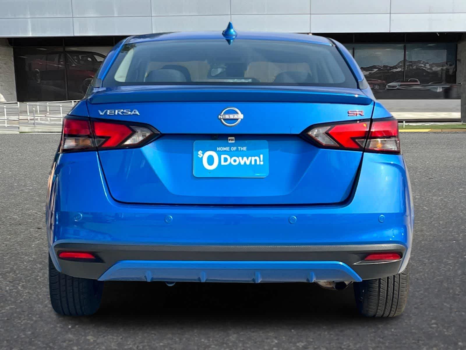 2024 Nissan Versa 1.6 SR photo 3