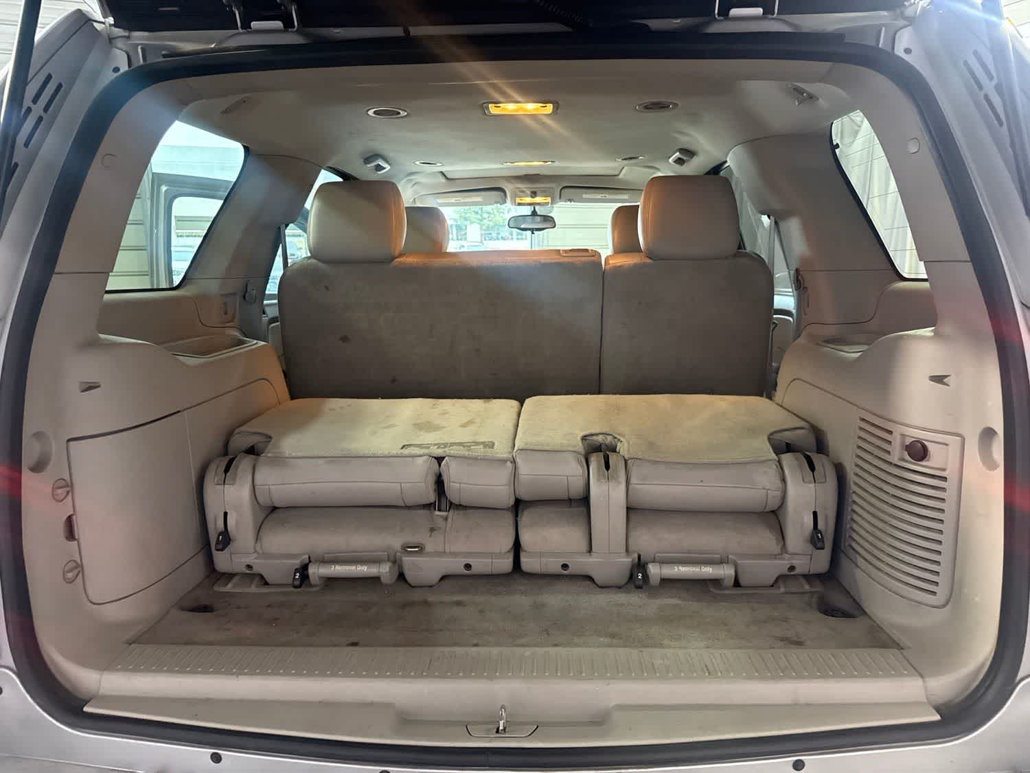 Thumbnail: 2013 Chevrolet Tahoe - 15
