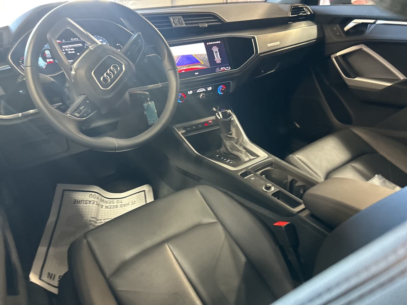 Thumbnail: 2025 Audi Q3 - 22