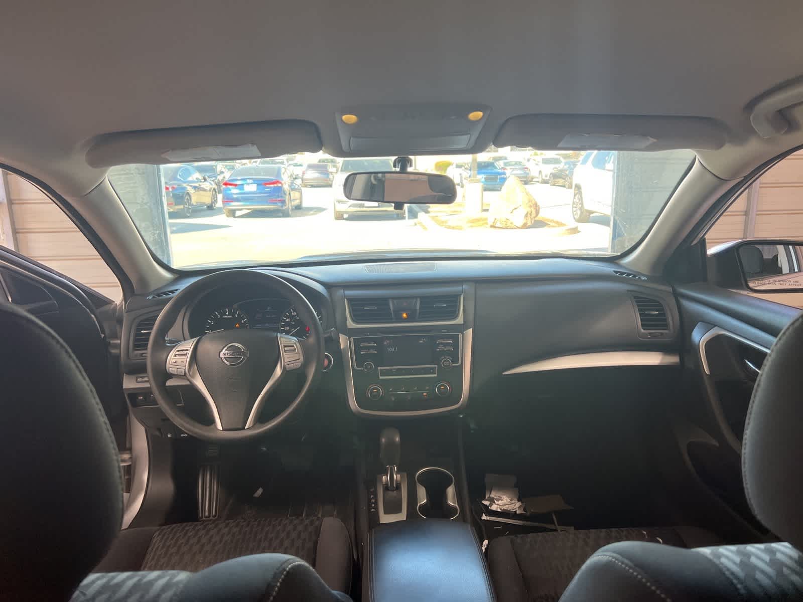 Thumbnail: 2018 Nissan Altima - 28