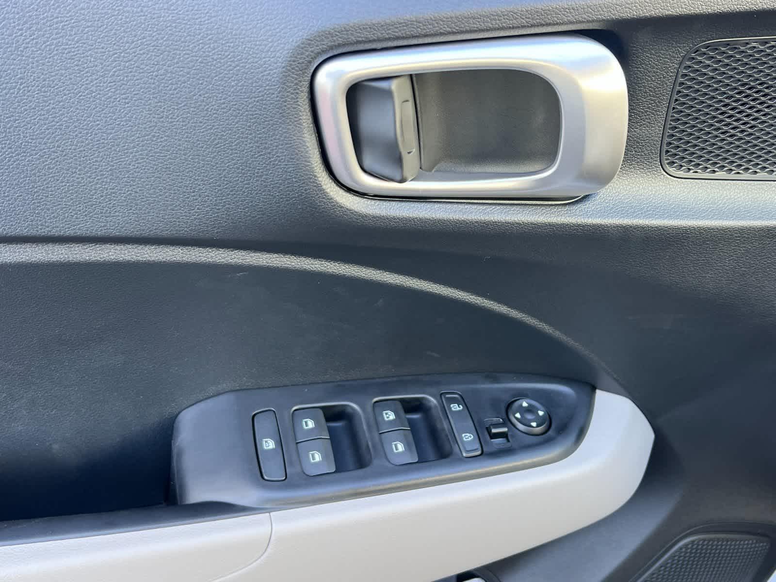 Thumbnail: 2025 Hyundai Venue - 12