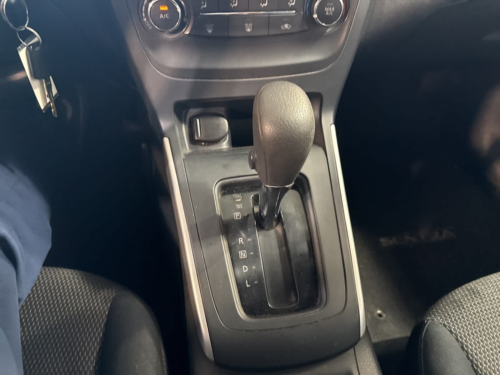 Thumbnail: 2017 Nissan Sentra - 24