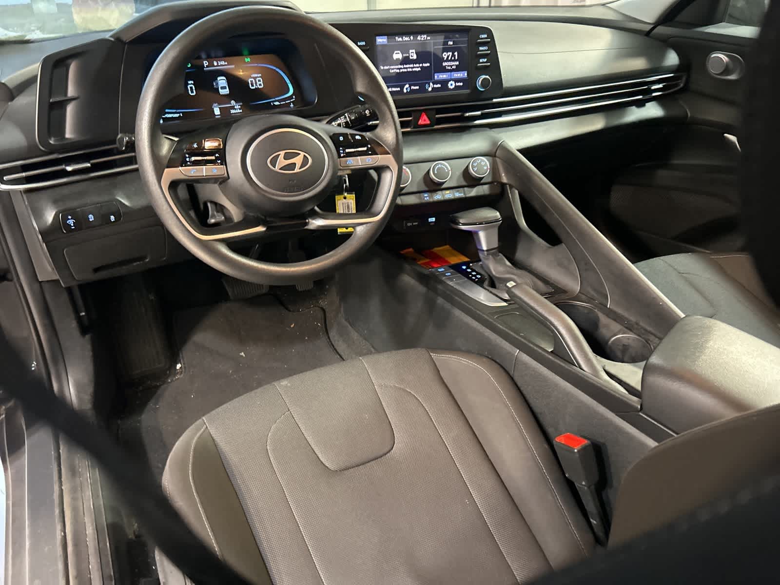 Thumbnail: 2025 Hyundai Elantra - 20