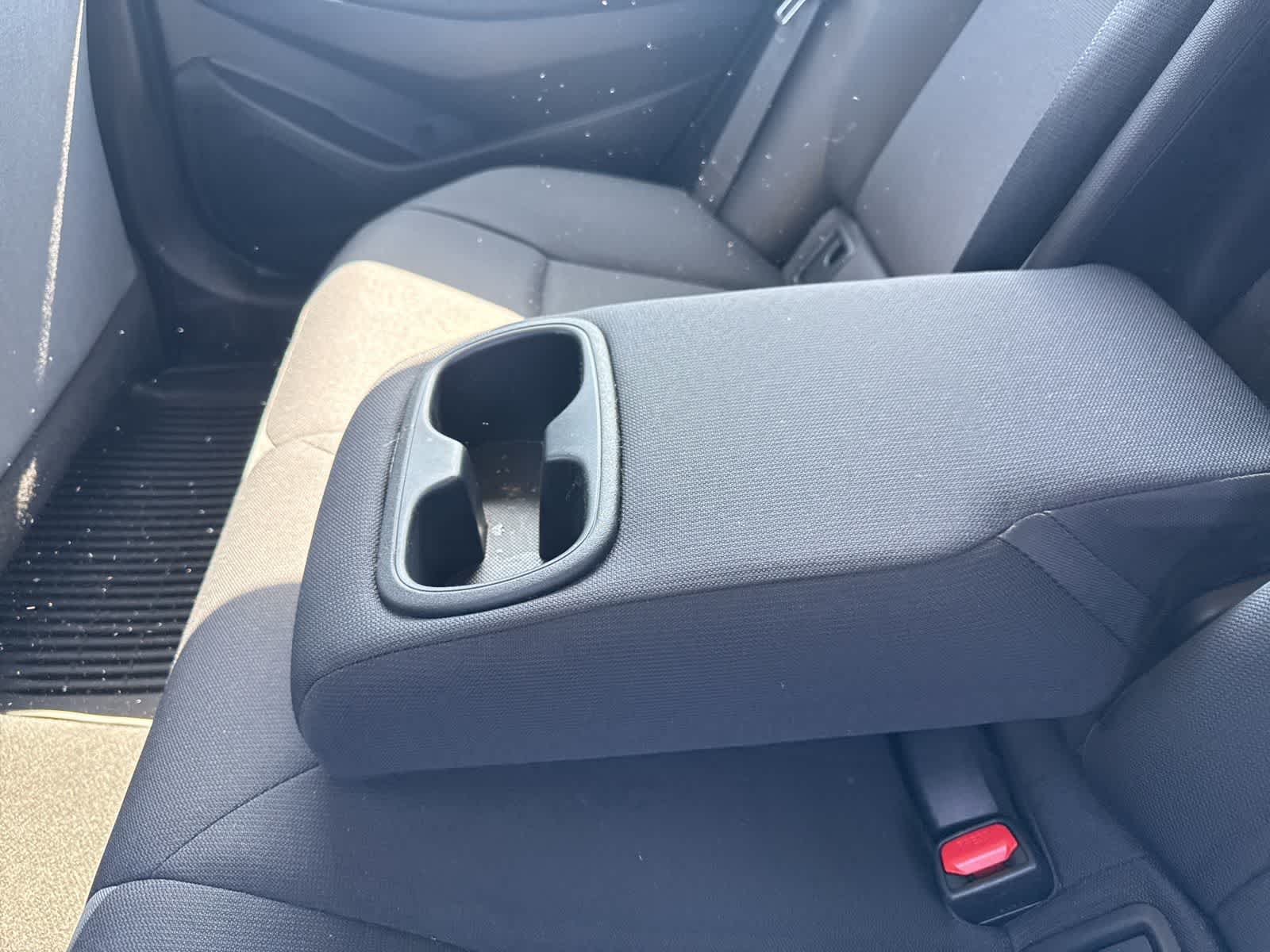 Thumbnail: 2025 Toyota Corolla - 18