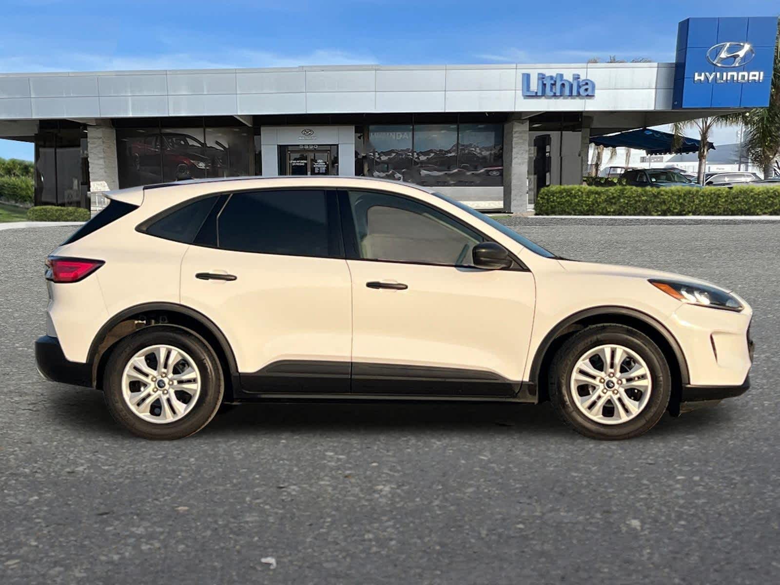 Thumbnail: 2020 Ford Escape - 9