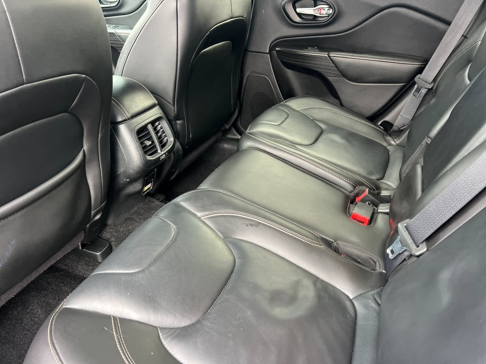 Thumbnail: 2015 Jeep Cherokee - 4