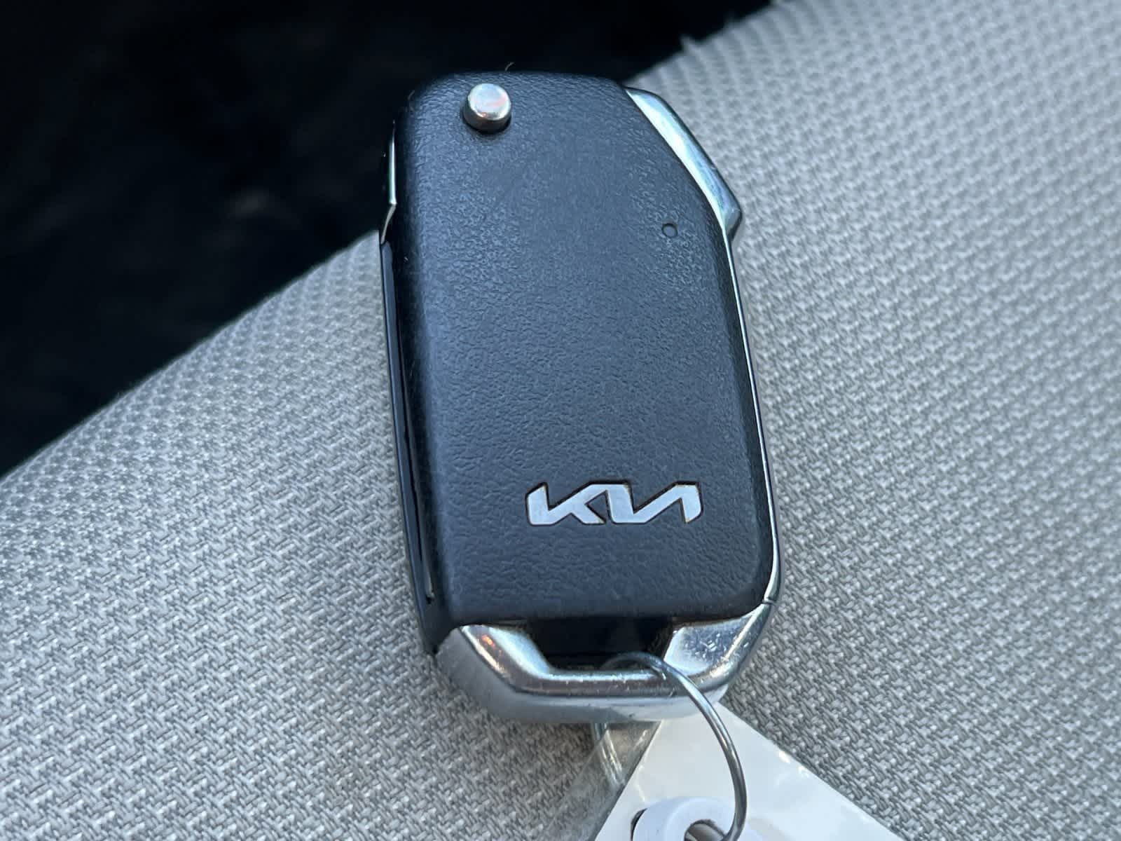 Thumbnail: 2023 Kia Forte - 25