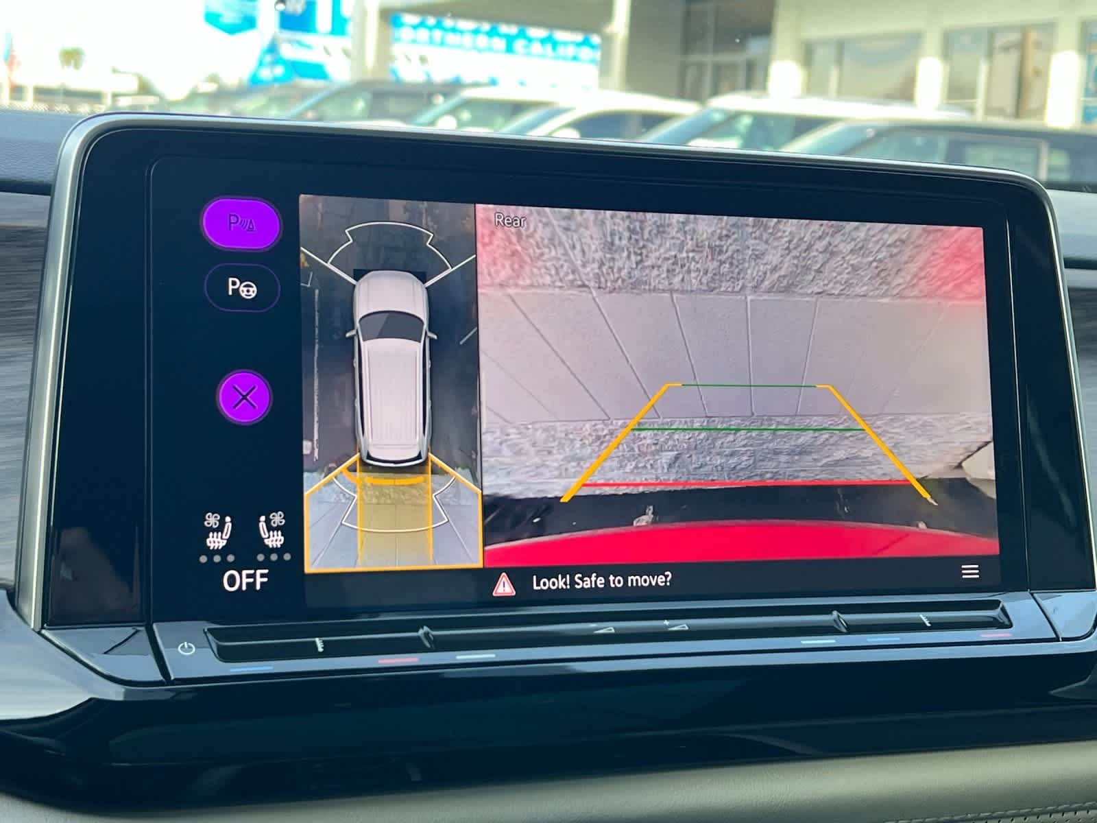 Thumbnail: 2024 Volkswagen Atlas - 21