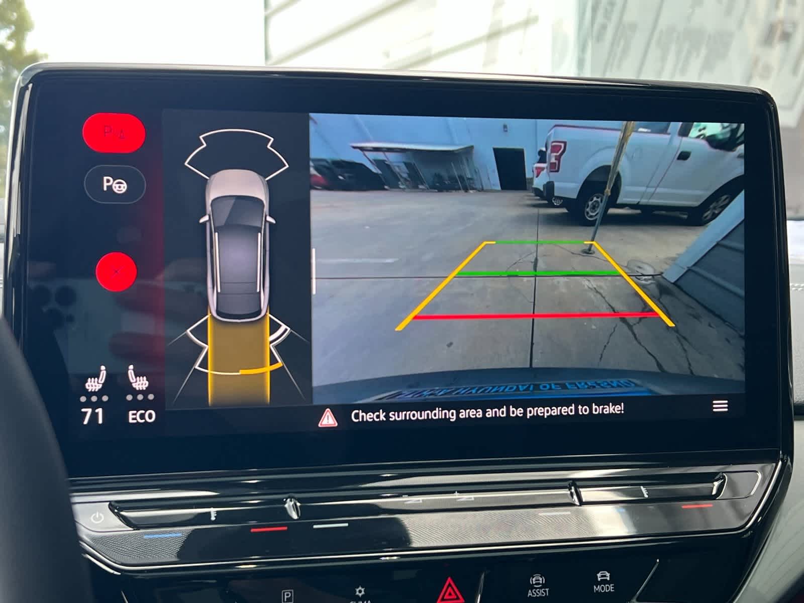 Thumbnail: 2023 Volkswagen ID.4 - 21