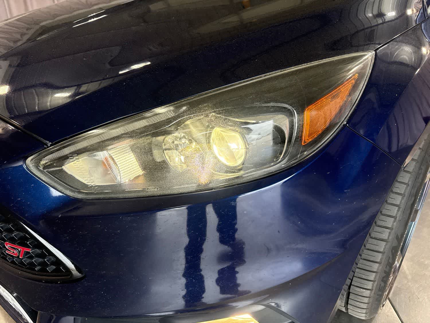 2017 Ford Focus ST Base photo 3