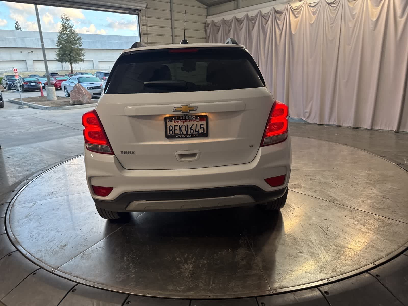 Thumbnail: 2018 Chevrolet Trax - 6