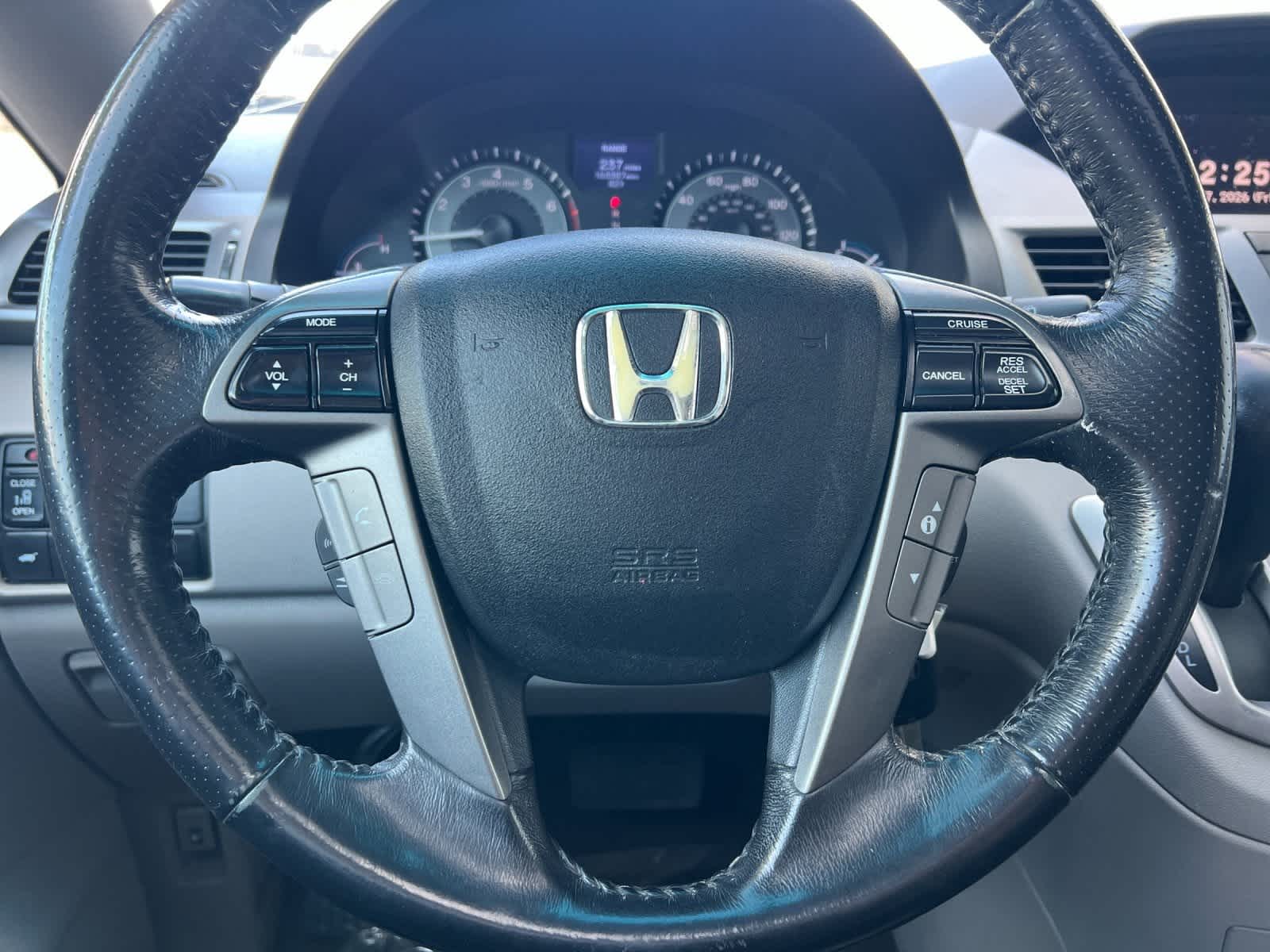 Thumbnail: 2012 Honda Odyssey - 26