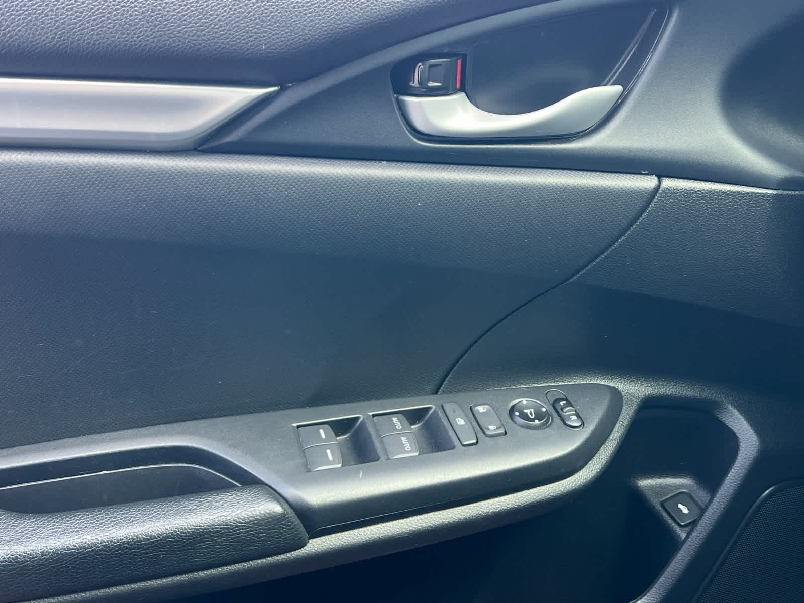 Thumbnail: 2020 Honda Civic - 13