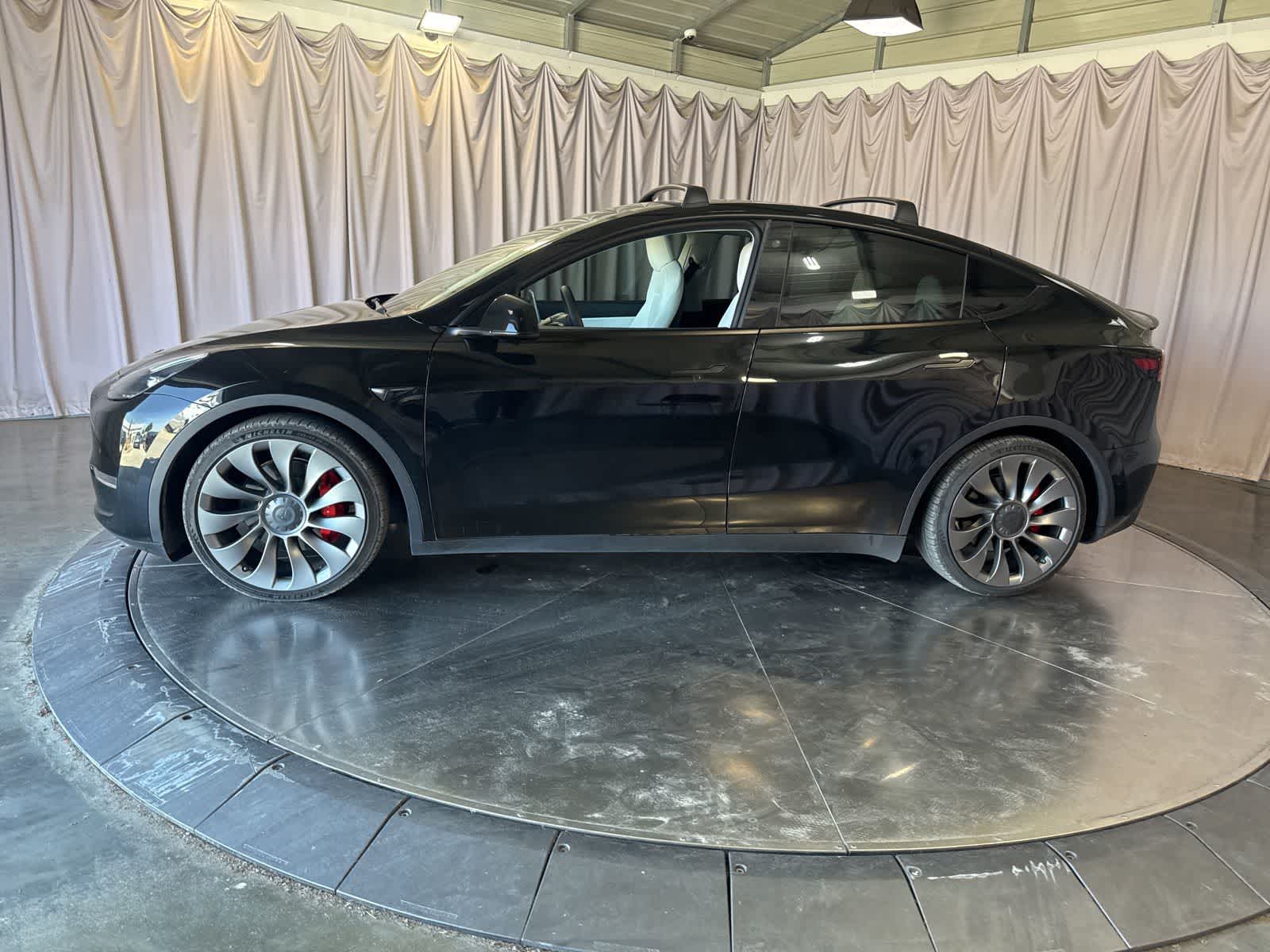 2022 Tesla Model Y Performance photo 3