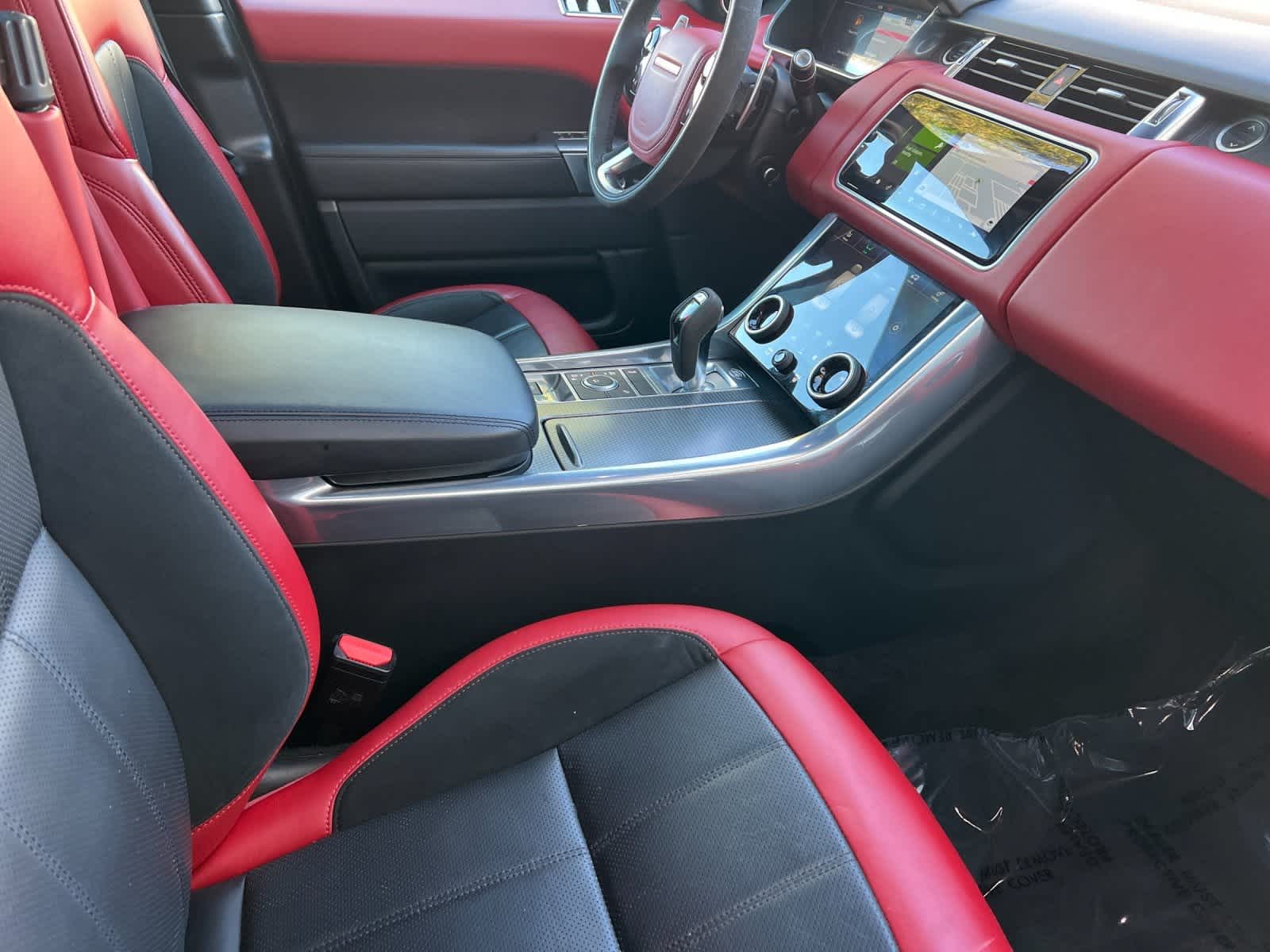 Thumbnail: 2020 Land Rover Range Rover Sport - 16