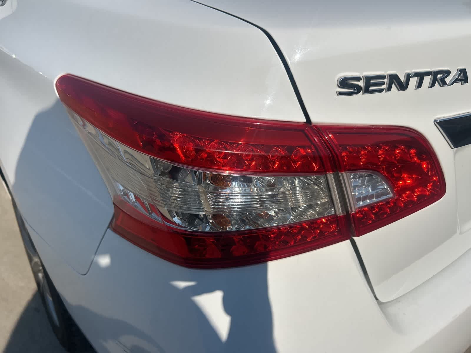 Thumbnail: 2015 Nissan Sentra - 13