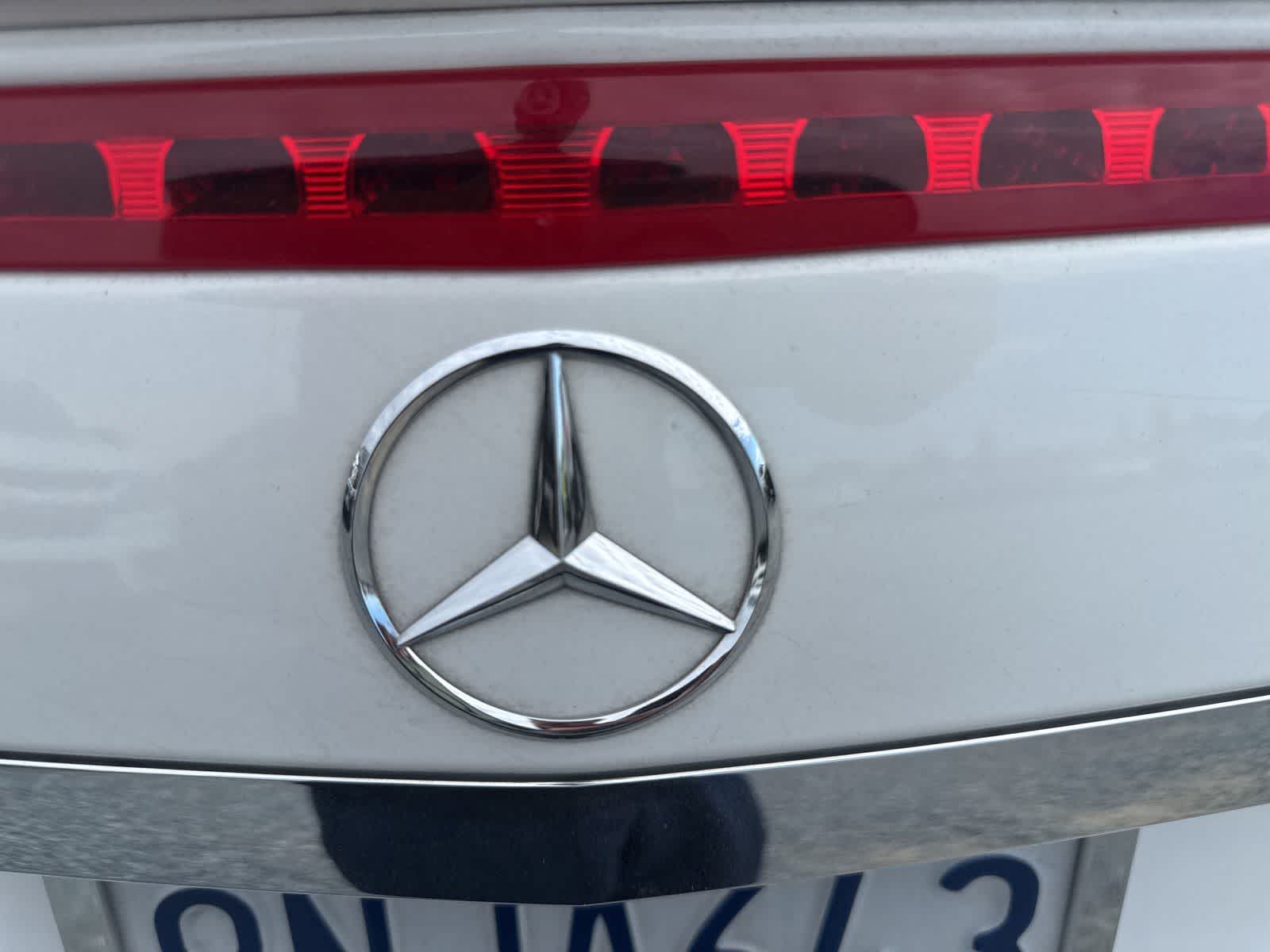 Thumbnail: 2017 Mercedes-Benz E-Class - 10