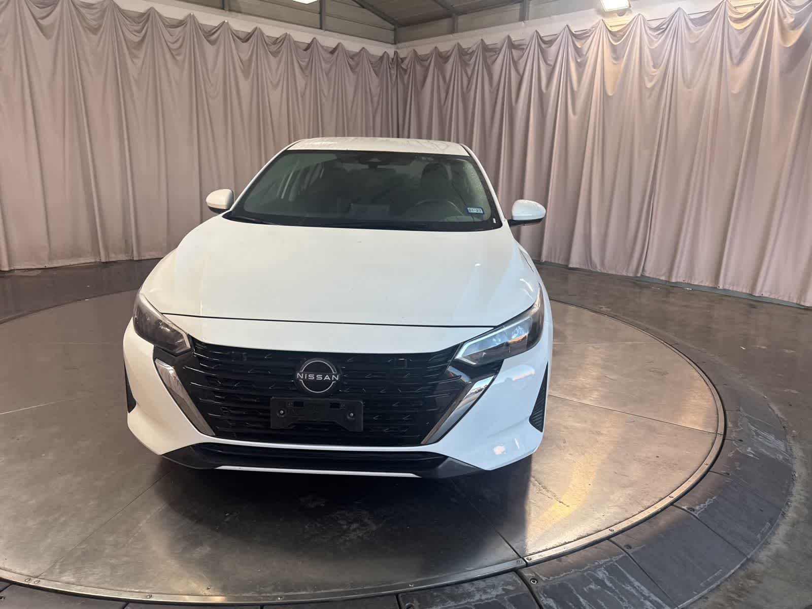 Thumbnail: 2025 Nissan Sentra - 2