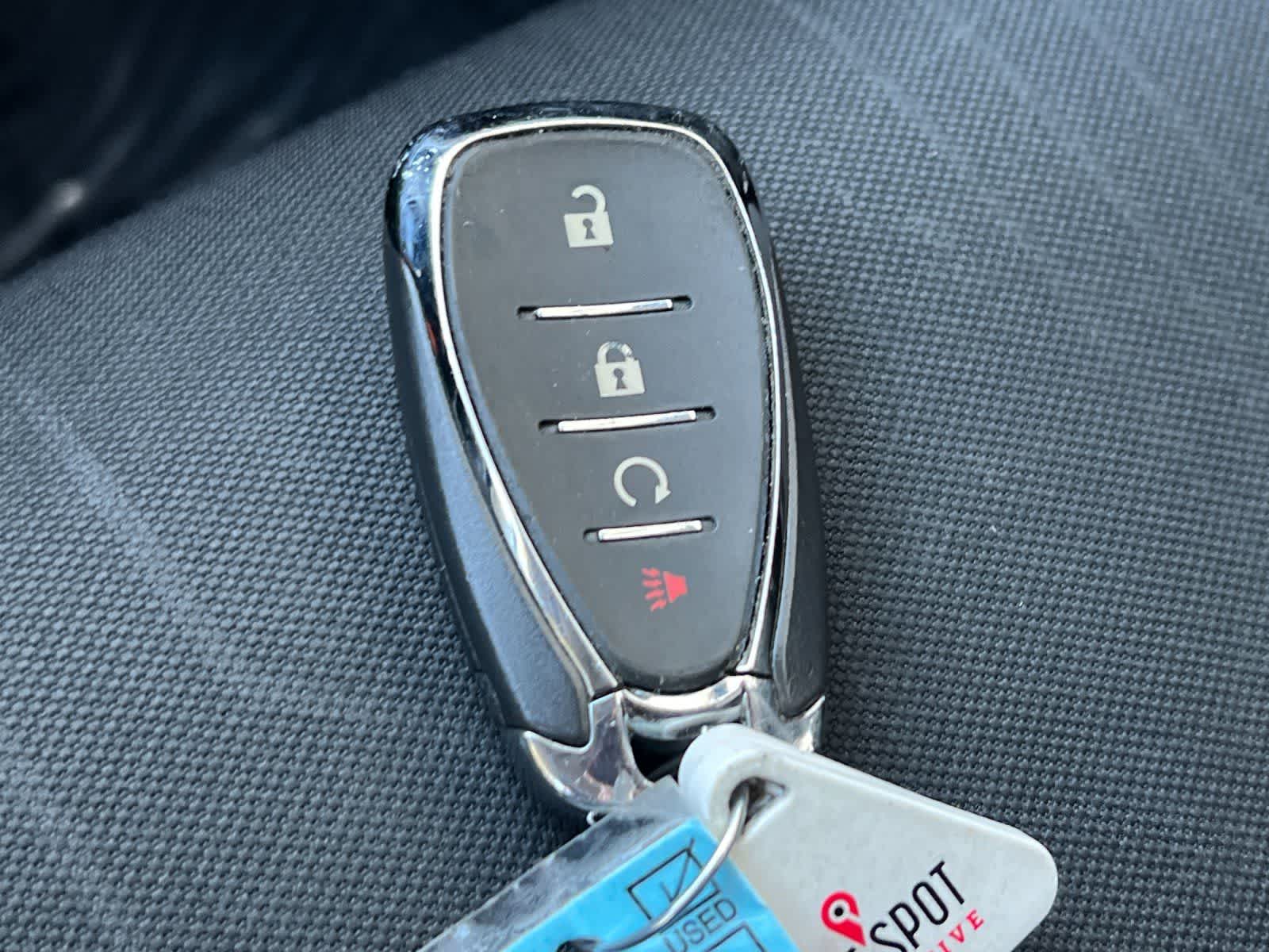 Thumbnail: 2018 Chevrolet Trax - 28