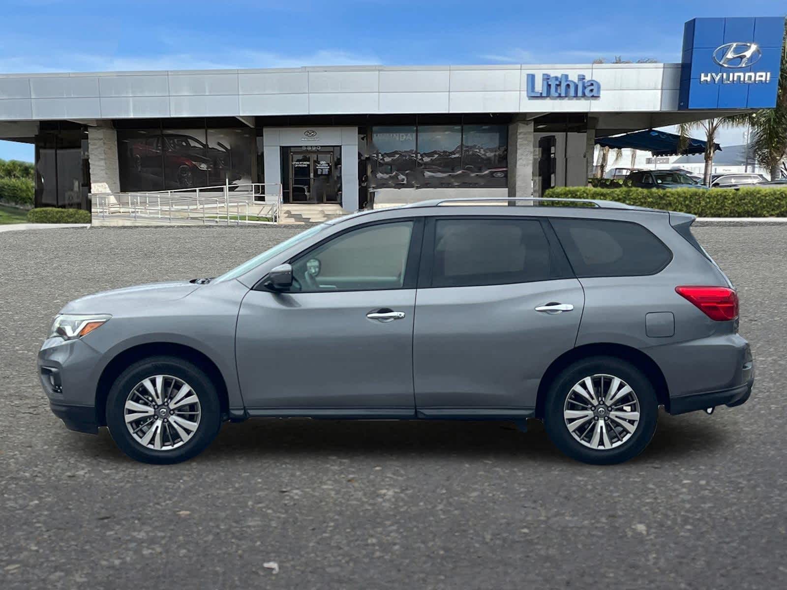 Thumbnail: 2018 Nissan Pathfinder - 5
