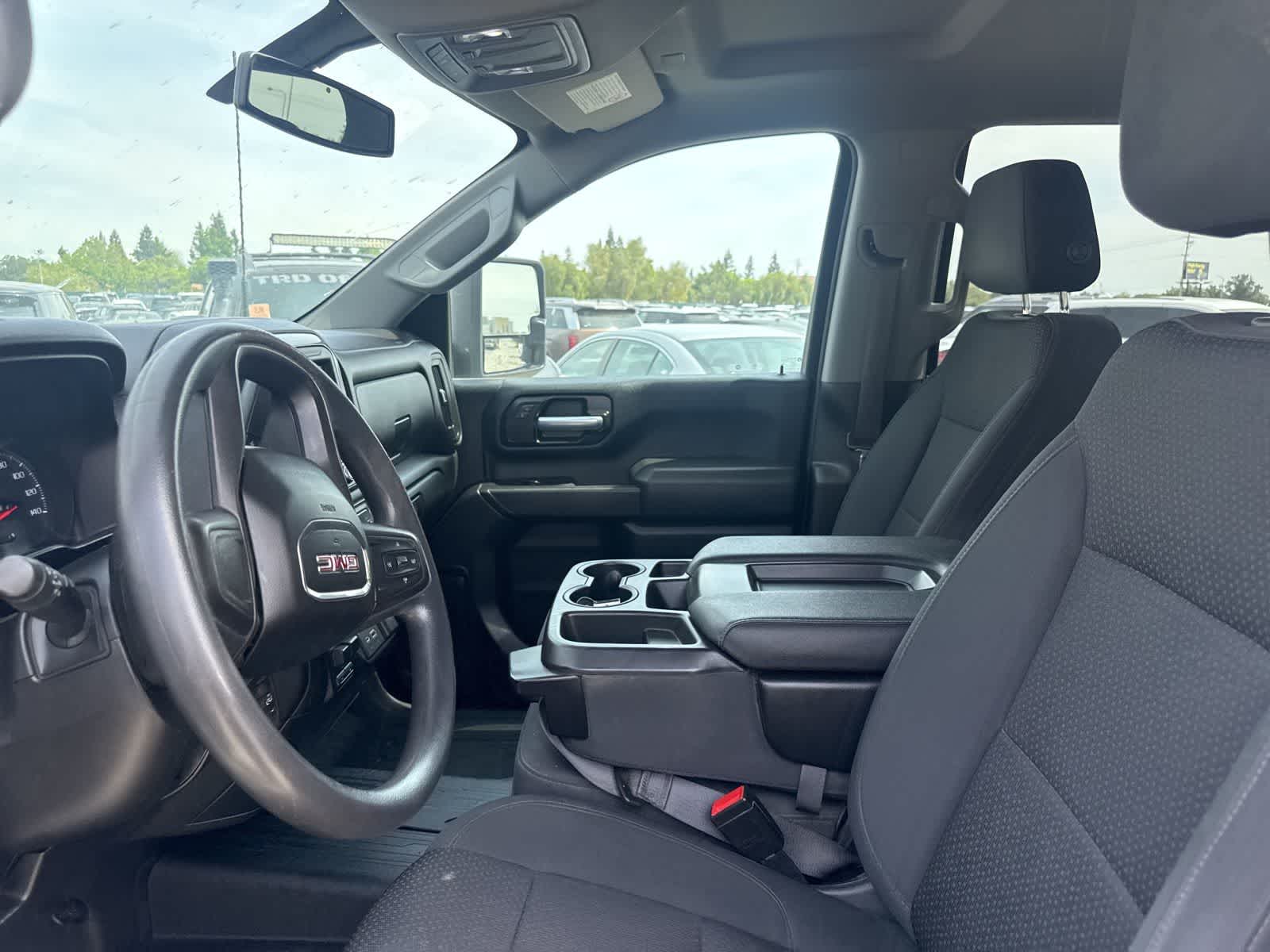 Thumbnail: 2021 GMC Sierra 3500 - 20