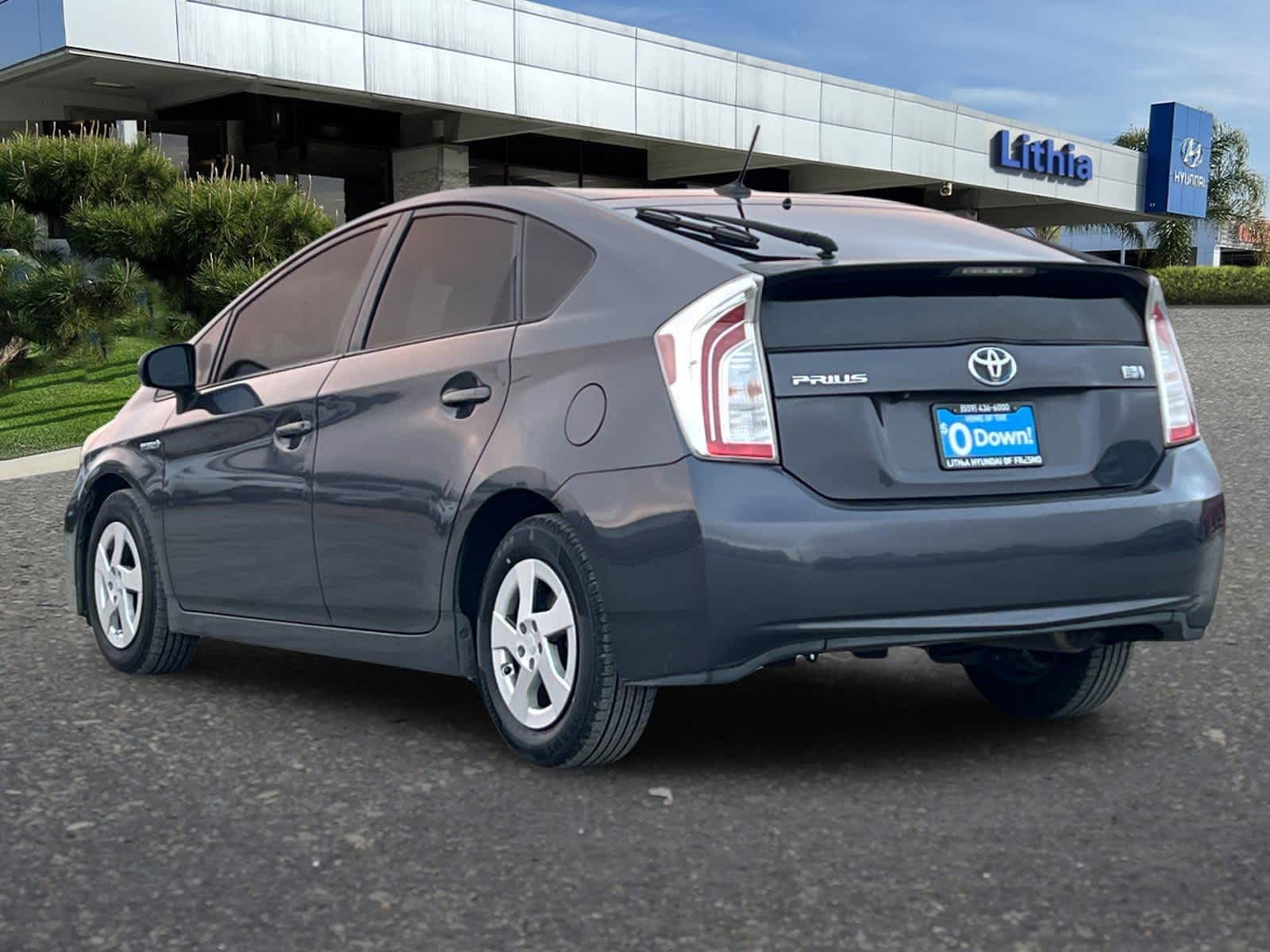 Thumbnail: 2012 Toyota Prius - 6