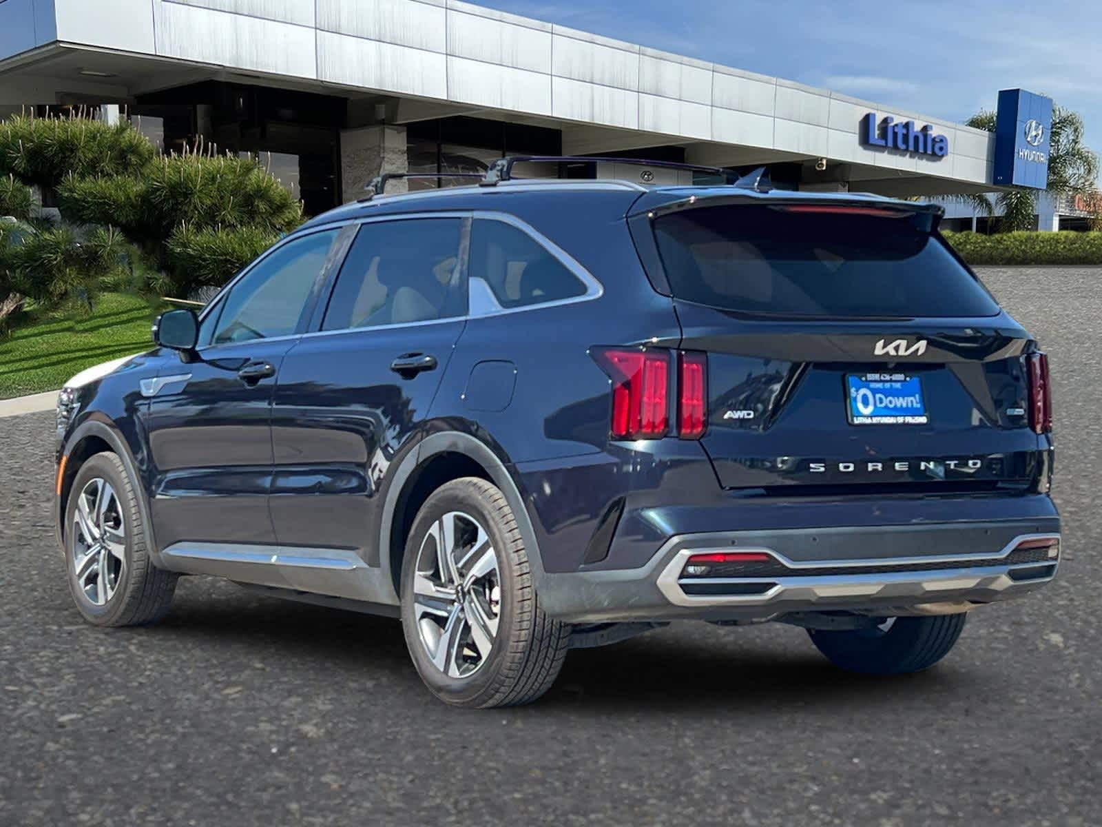 Thumbnail: 2022 Kia Sorento - 6