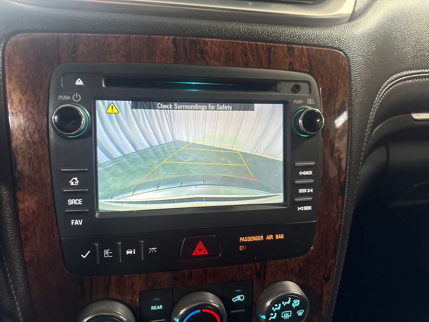 Thumbnail: 2014 Chevrolet Traverse - 28