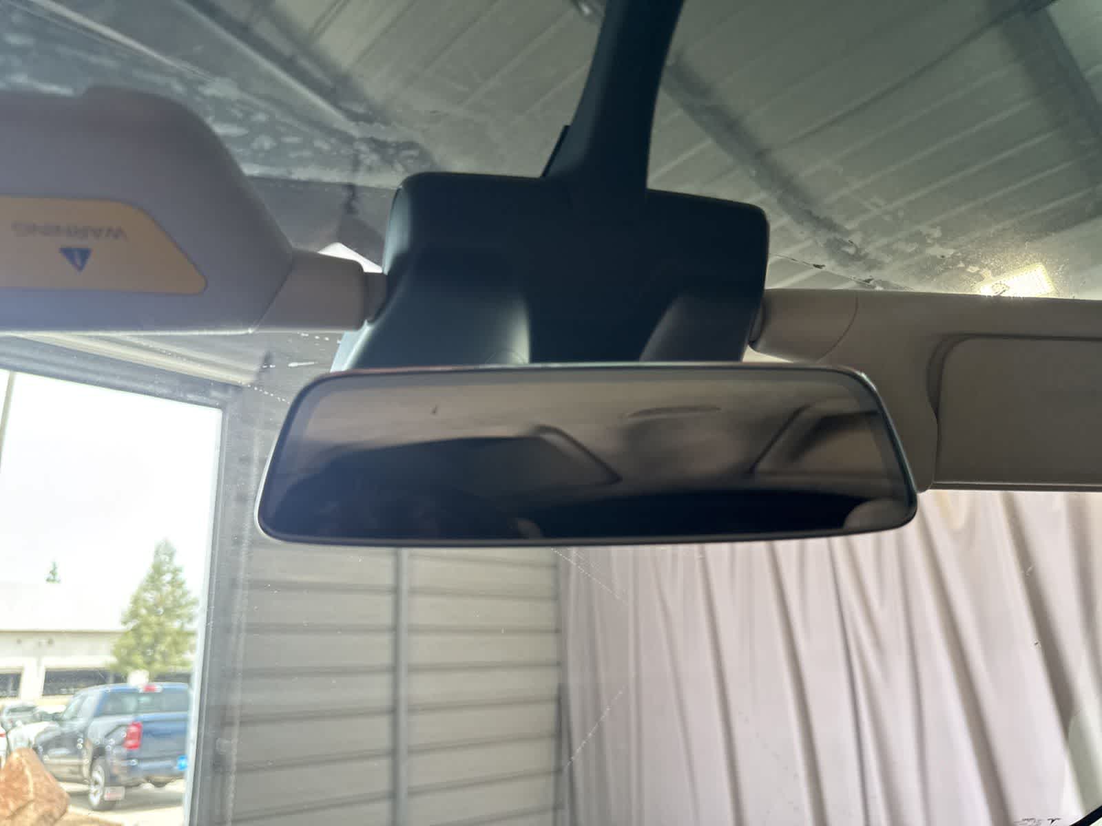 Thumbnail: 2017 Tesla Model X - 21